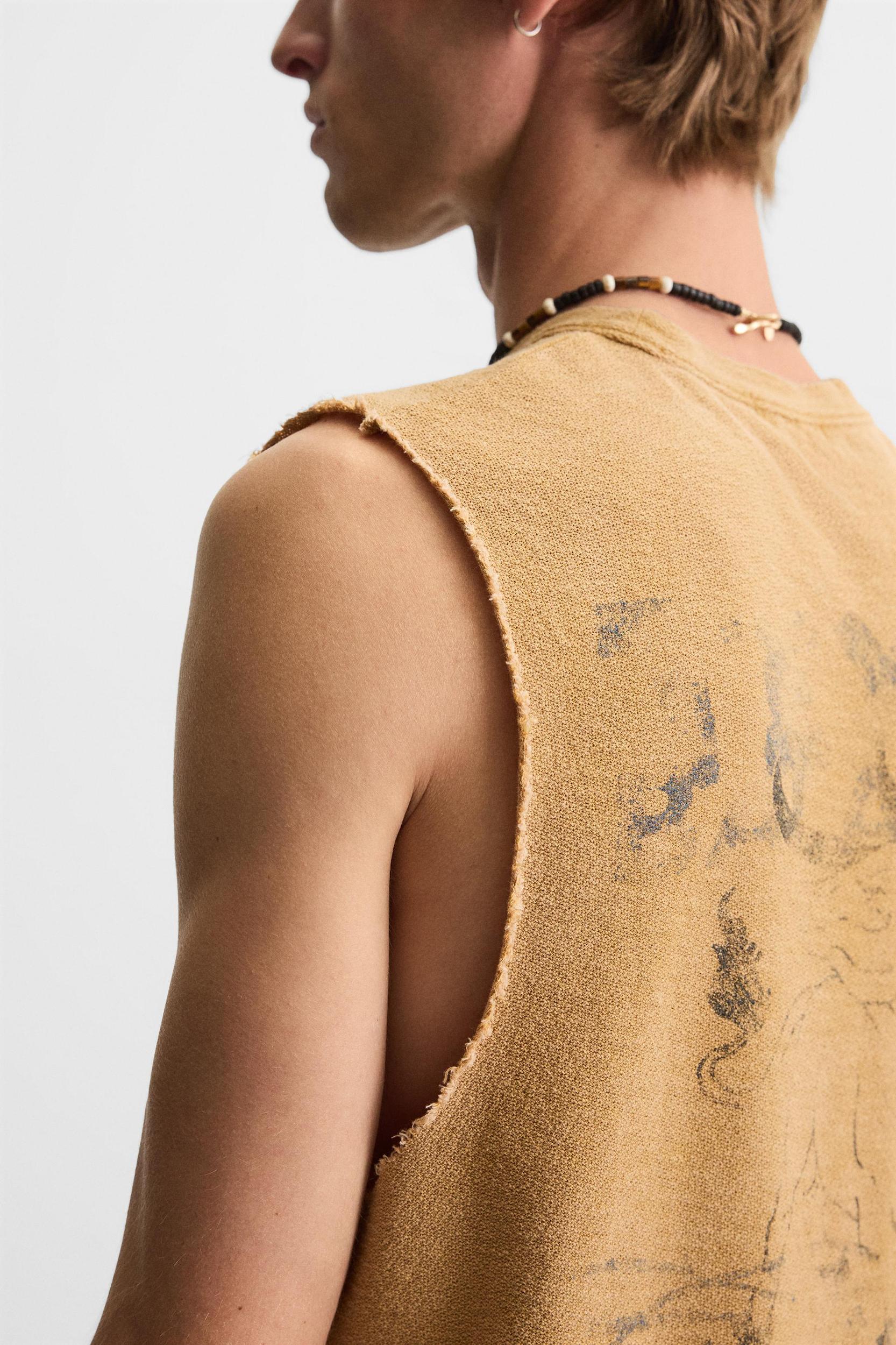 WASHED KNIT PRINT T-SHIRT Product Image