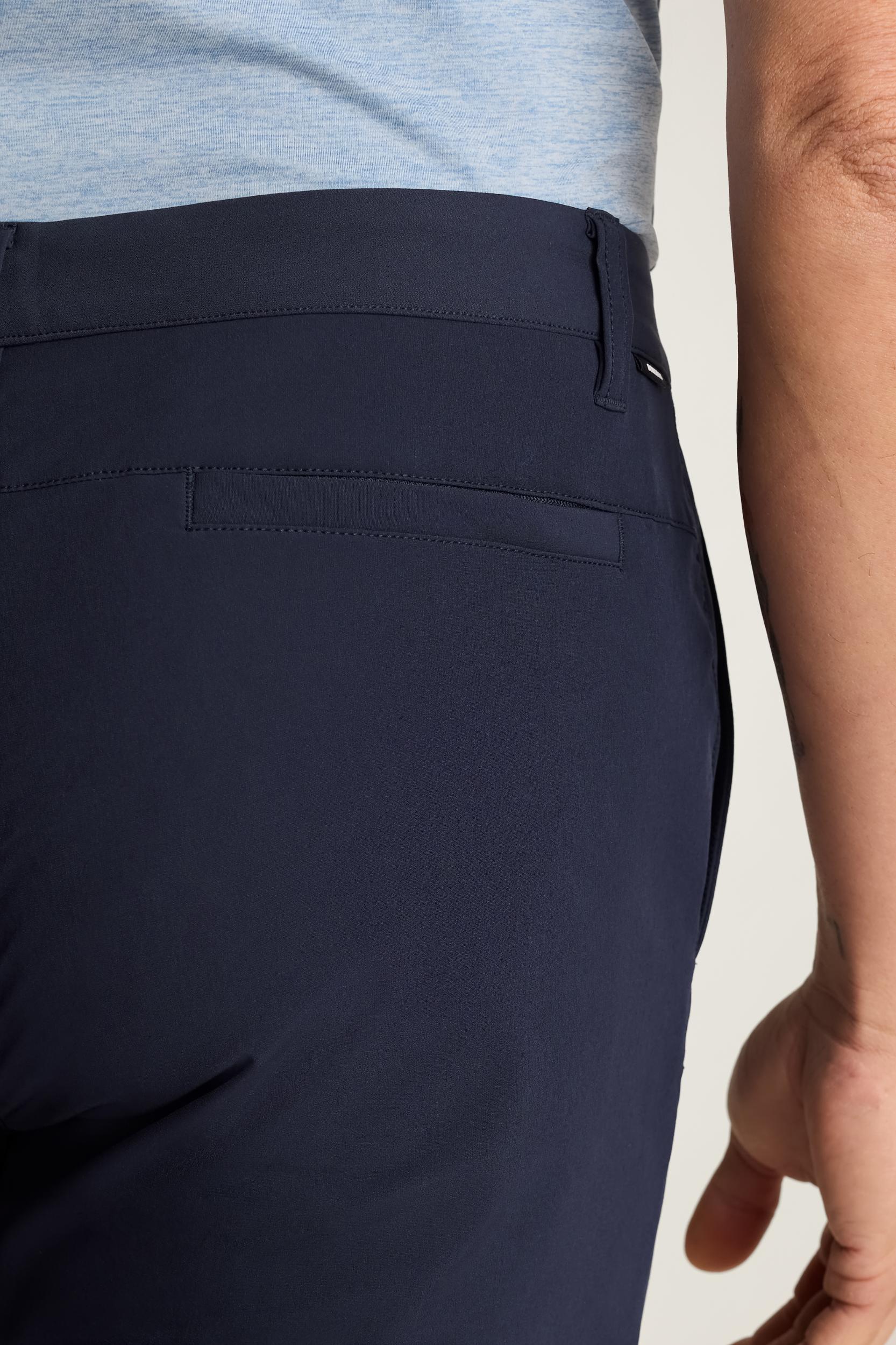 Course Legend Shorts Product Image