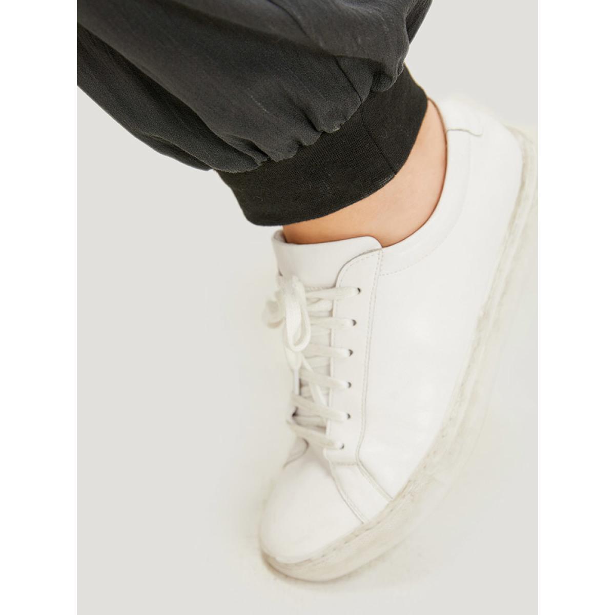 Plus Size Plain Drawstring High Waist Pocket Carrot Pants Women Black Casual High Rise Dailywear Pants BloomChic 10/M Product Image