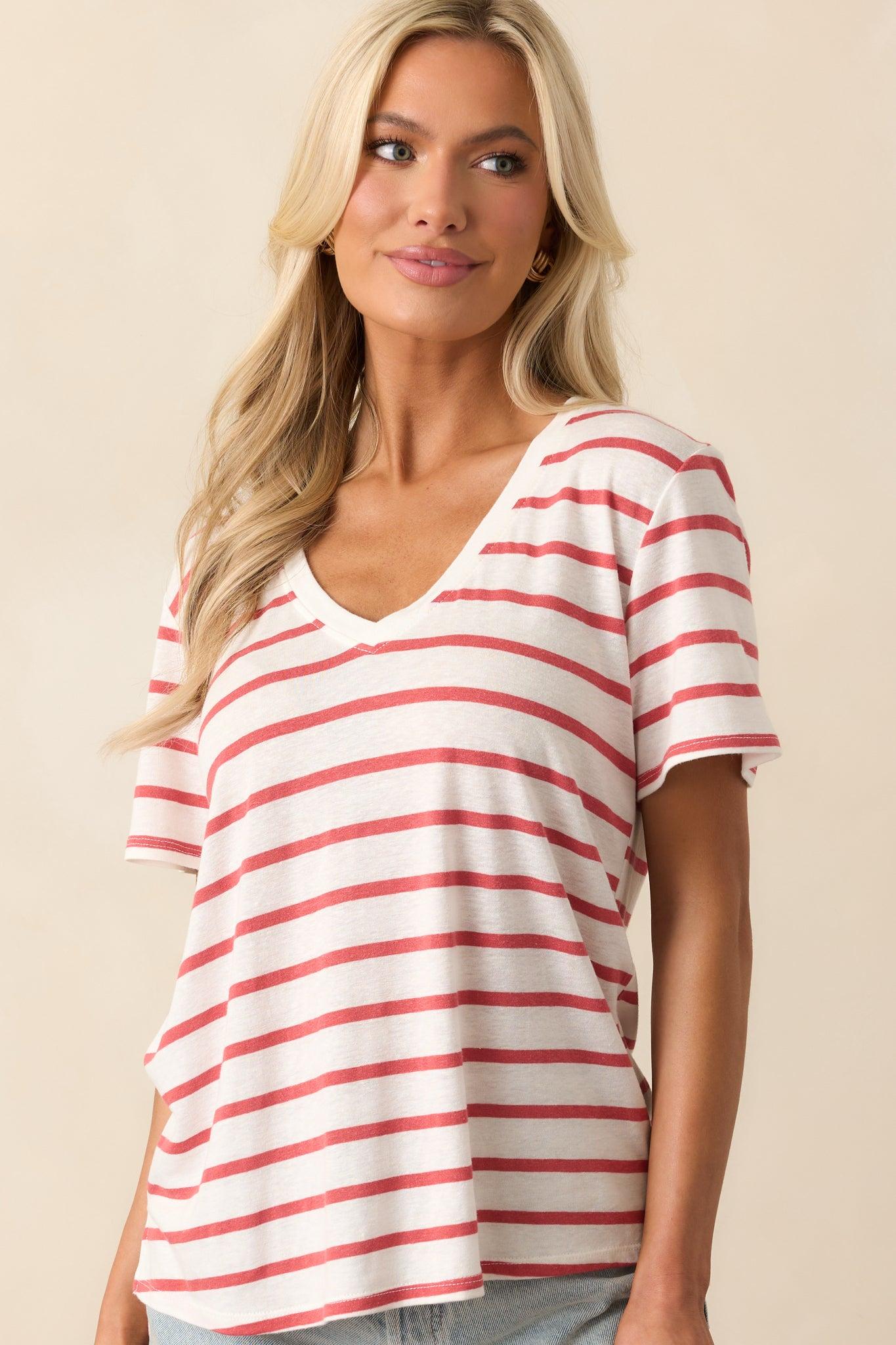 Comfort Zone Red Stripe Short Sleeve V-Neck Tee Product Image