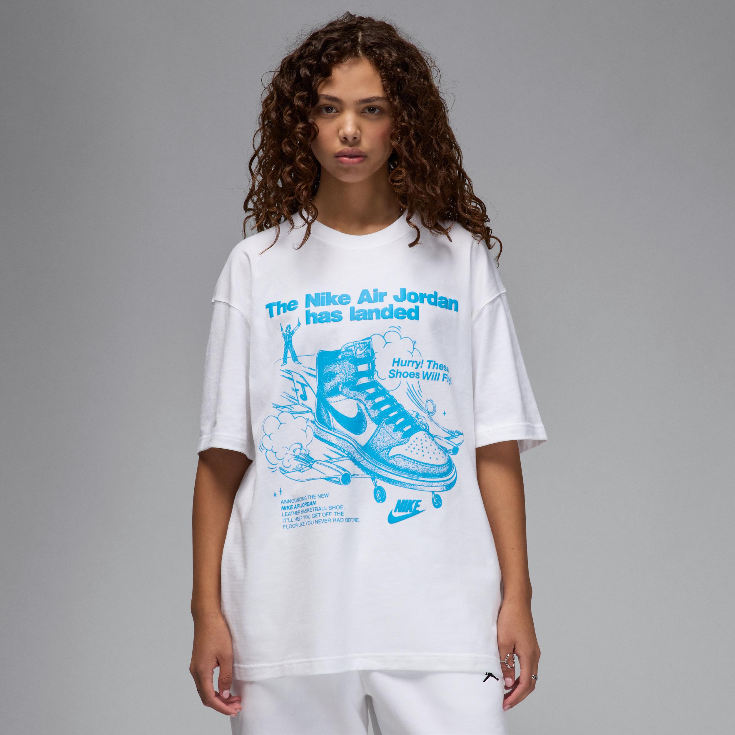 Women's Jordan Oversized Graphic T-Shirt Product Image
