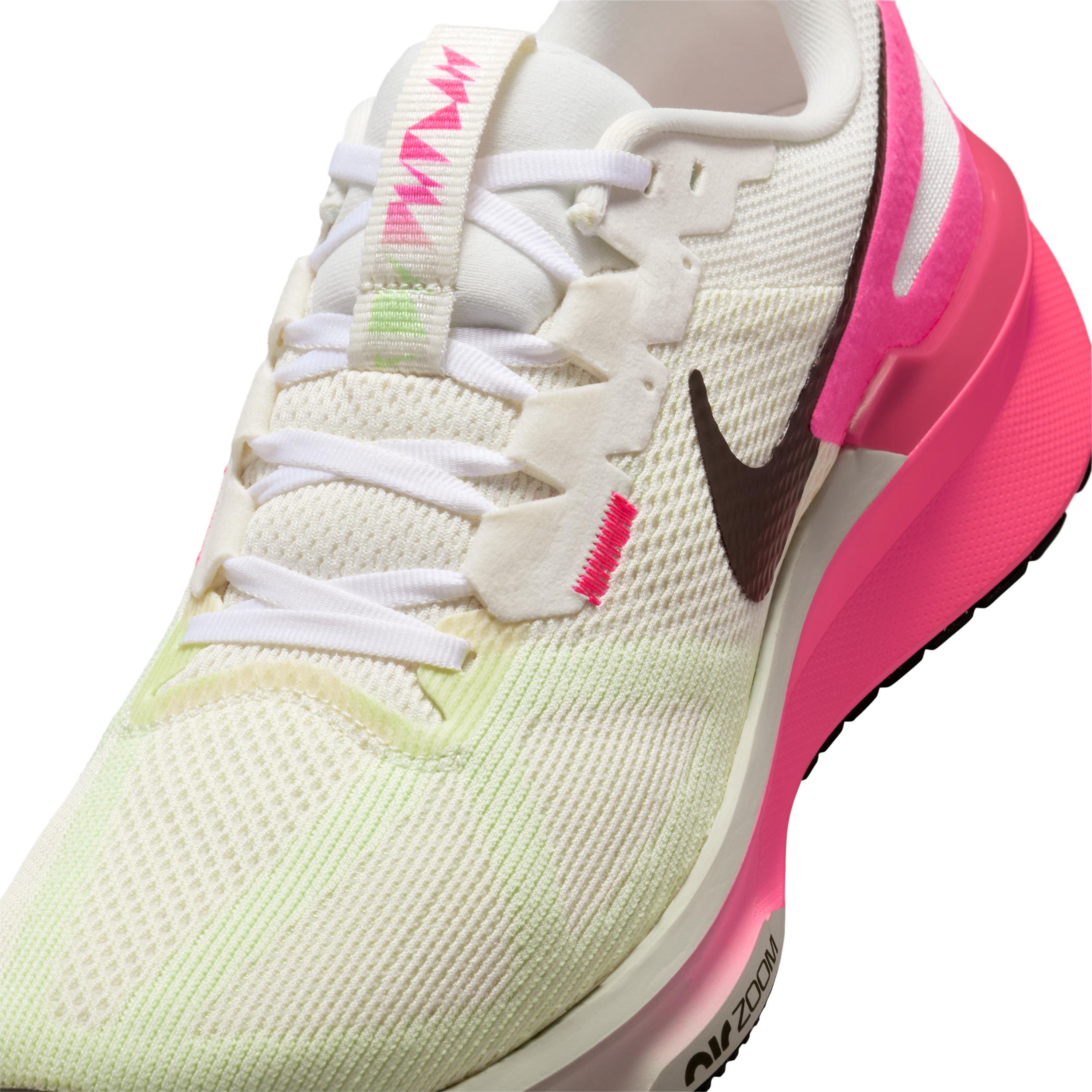 Nike Men's Structure 25 Road Running Shoes Product Image