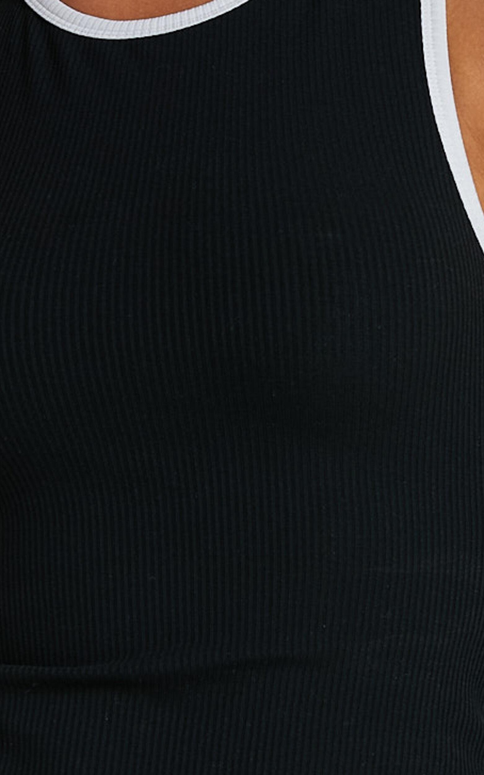 Lacey Top - Scoop Neck Contrast Bind Detail Top in Black/White Product Image