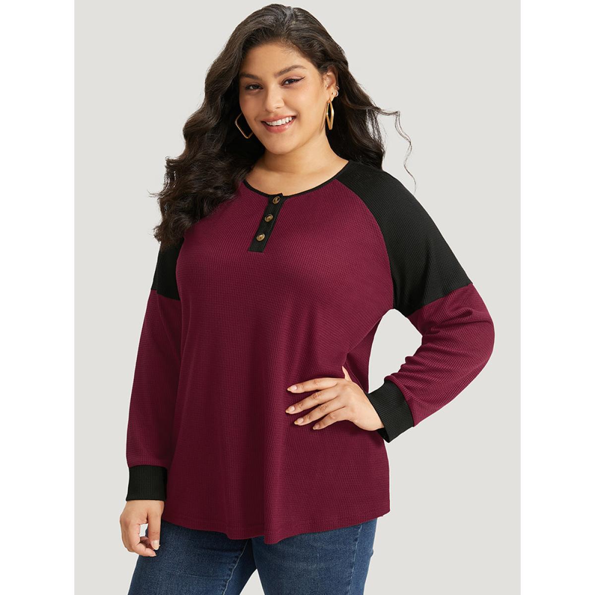 Plus Size Waffle Knit Two Tone Raglan Sleeve T-shirt Burgundy Women Casual Elastic cuffs Plain Open Front Dailywear T-shirts BloomChic 18-20/2X Product Image
