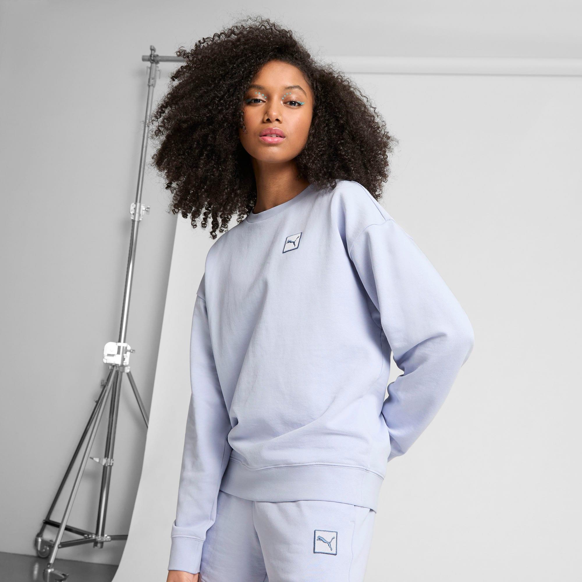 Essentials Elevated Women's Comfort Crew Sweatshirt Product Image