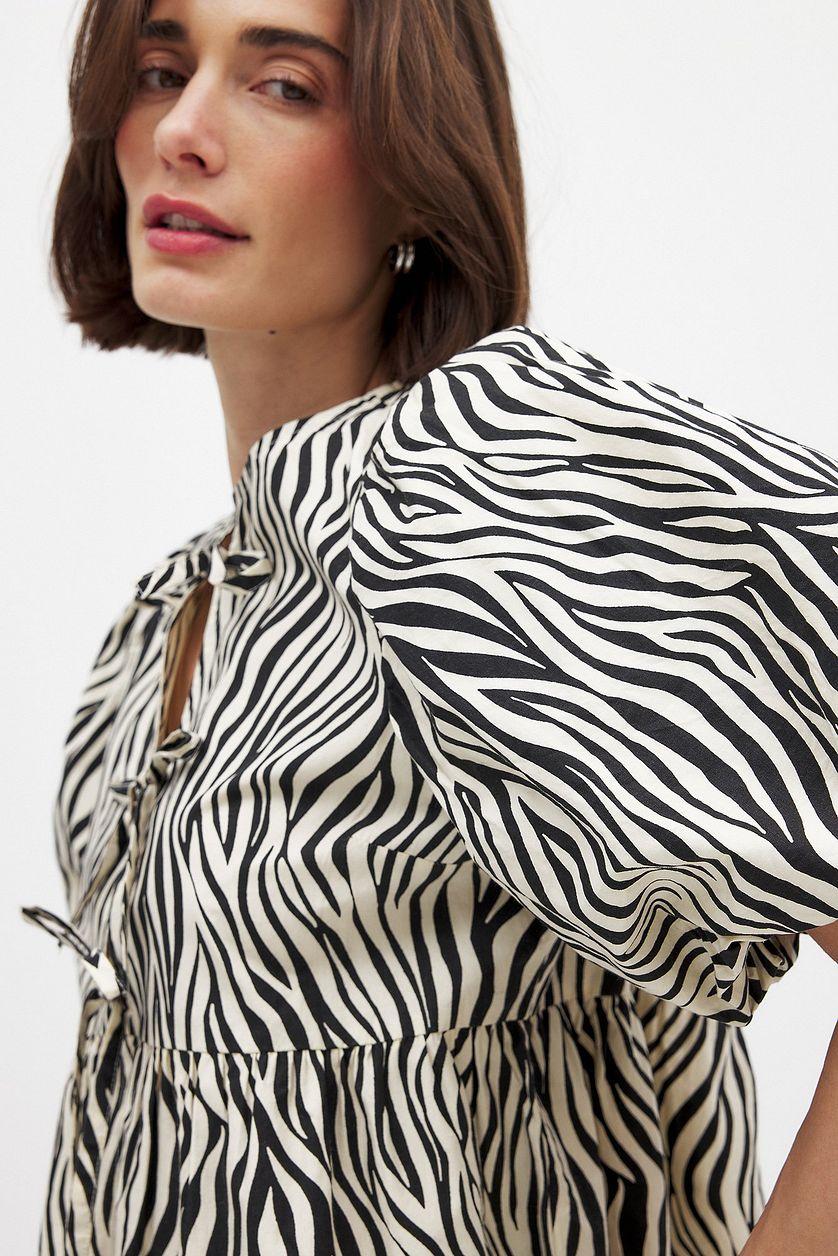 Cotton Puff Sleeve Tie Front Blouse Product Image