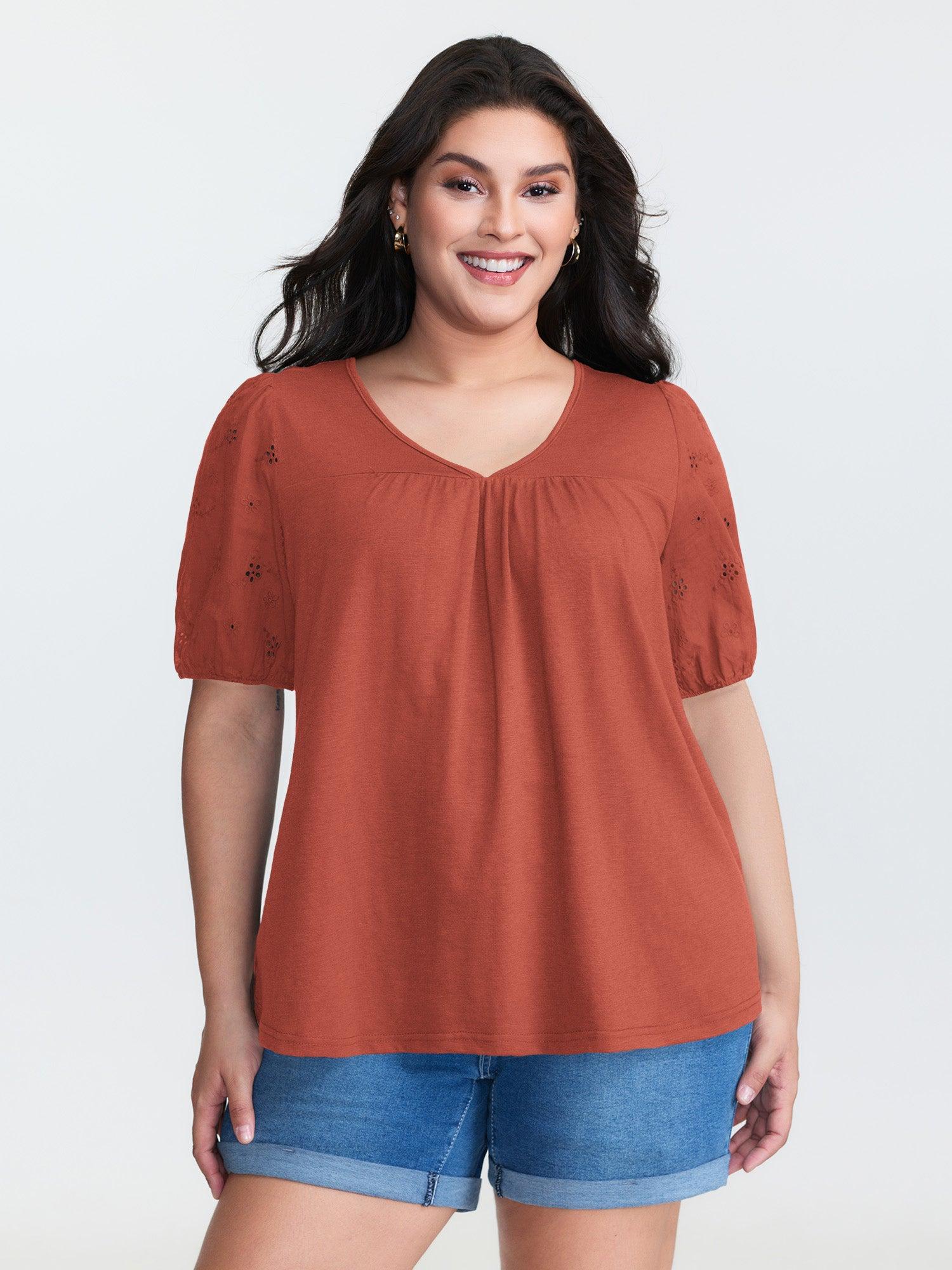 Cotton Slub Textured Embroidered Knit Top Female Product Image
