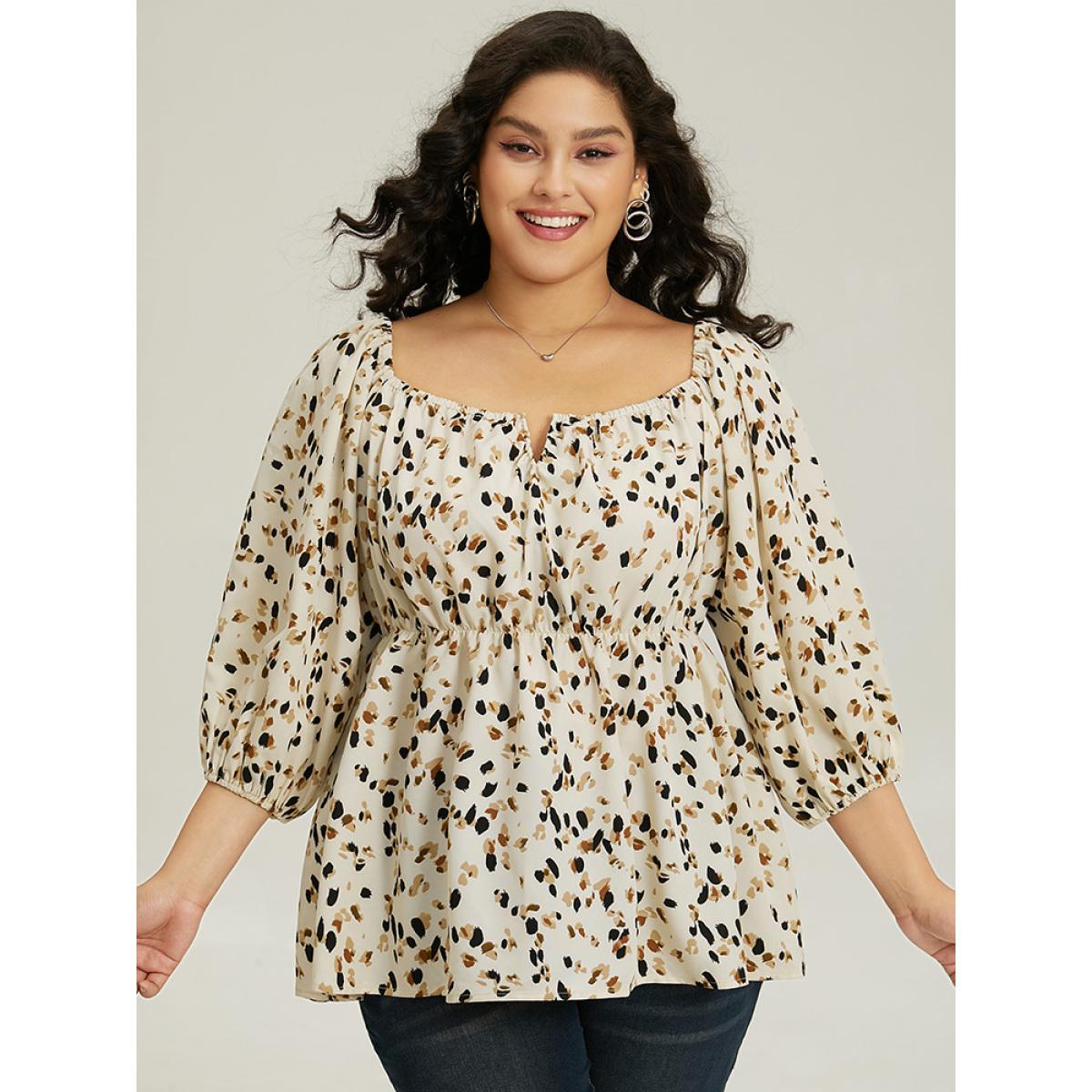 Plus Size Ivory Allover Print Lantern Sleeve Blouse Women Elegant Elbow-length sleeve V-neck Dailywear Blouses BloomChic 28/5X Product Image