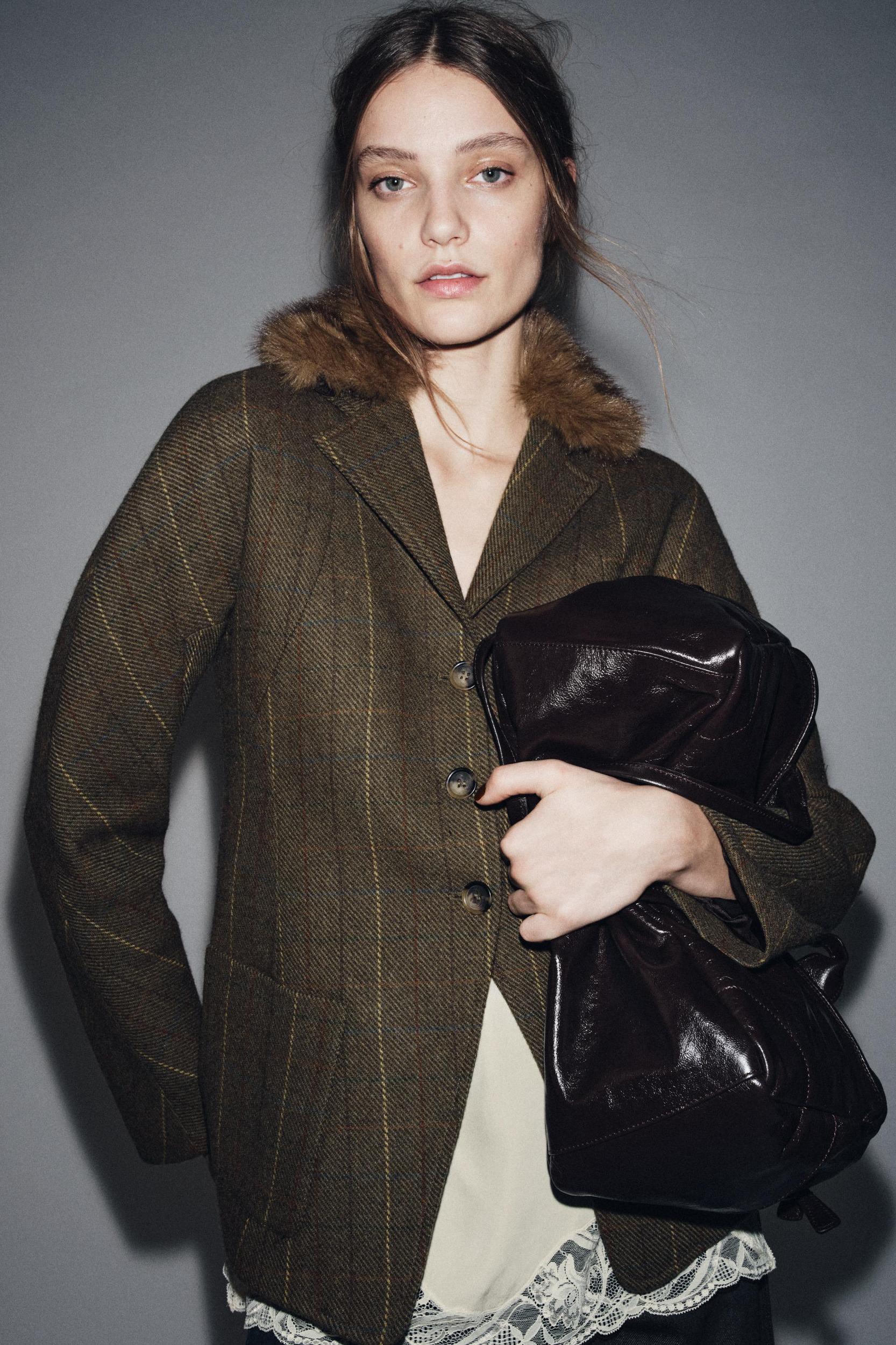 WOOL BLEND BLAZER ZW COLLECTION Product Image