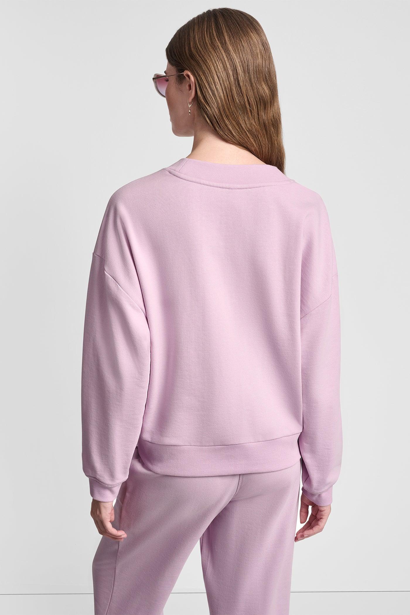 METALLIC BUBBLE LOGO V-NECK PULLOVER Product Image