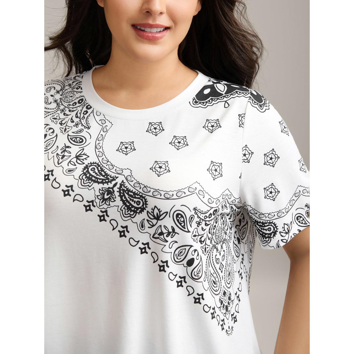 Plus Size Boho Print Plain Crewneck T-Shirt Ivory Women Leisure Non Round Neck Casual T-shirts BloomChic 28/5X Product Image