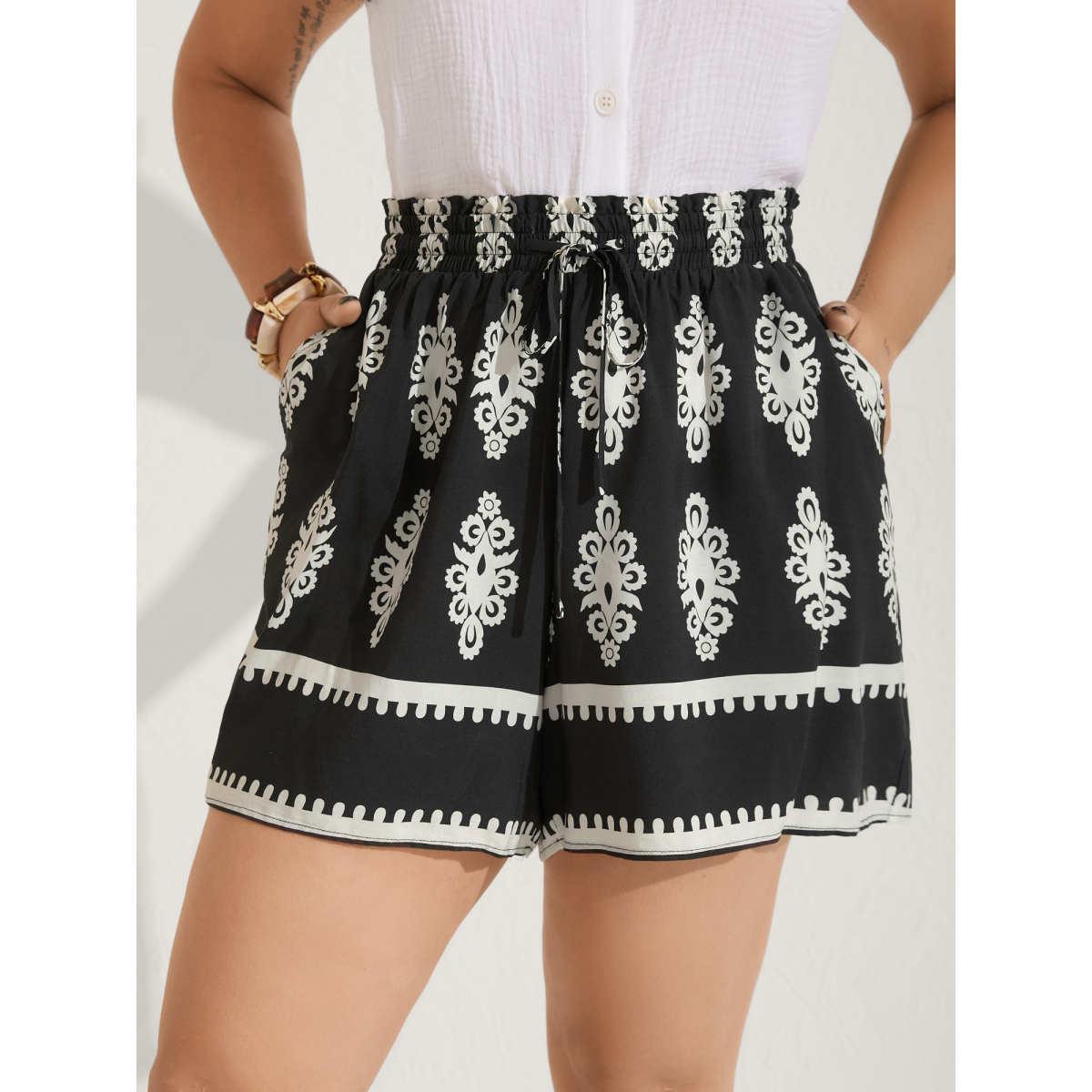 Plus Size Boho Print Wide-Leg Shorts Women BlackFlower Boho Contrast Wide Leg Vacation Shorts BloomChic 30/6X Product Image