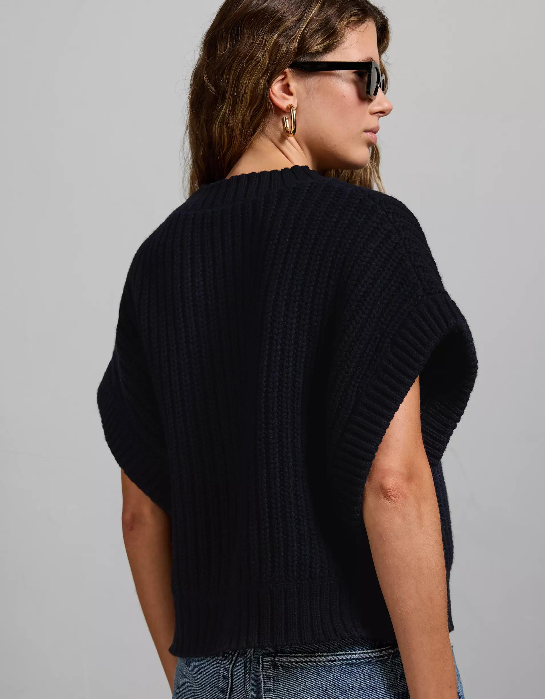 AE77 Premium Sweater Tank Top Product Image