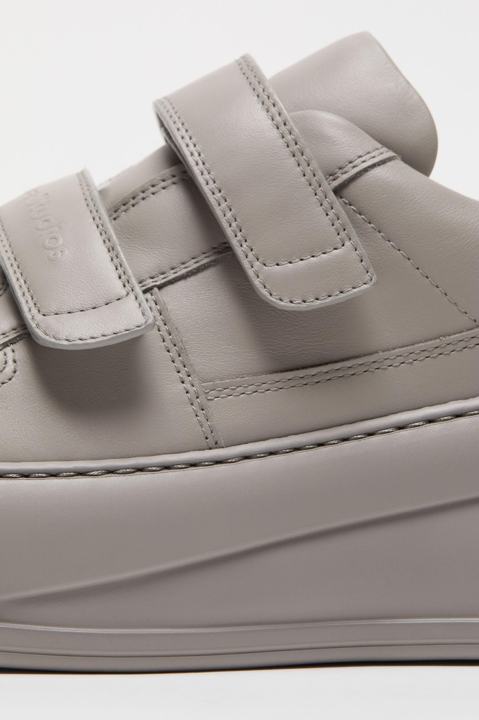 Velcro strap platform sneakers Product Image