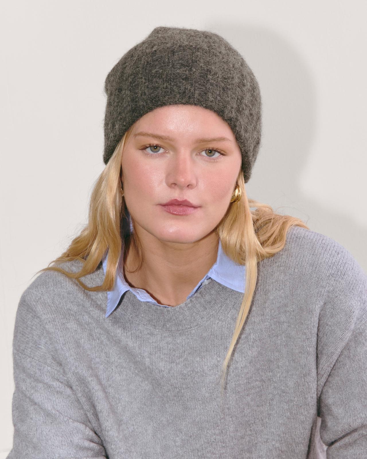 Mens Alpaca Beanie by Everlane Product Image