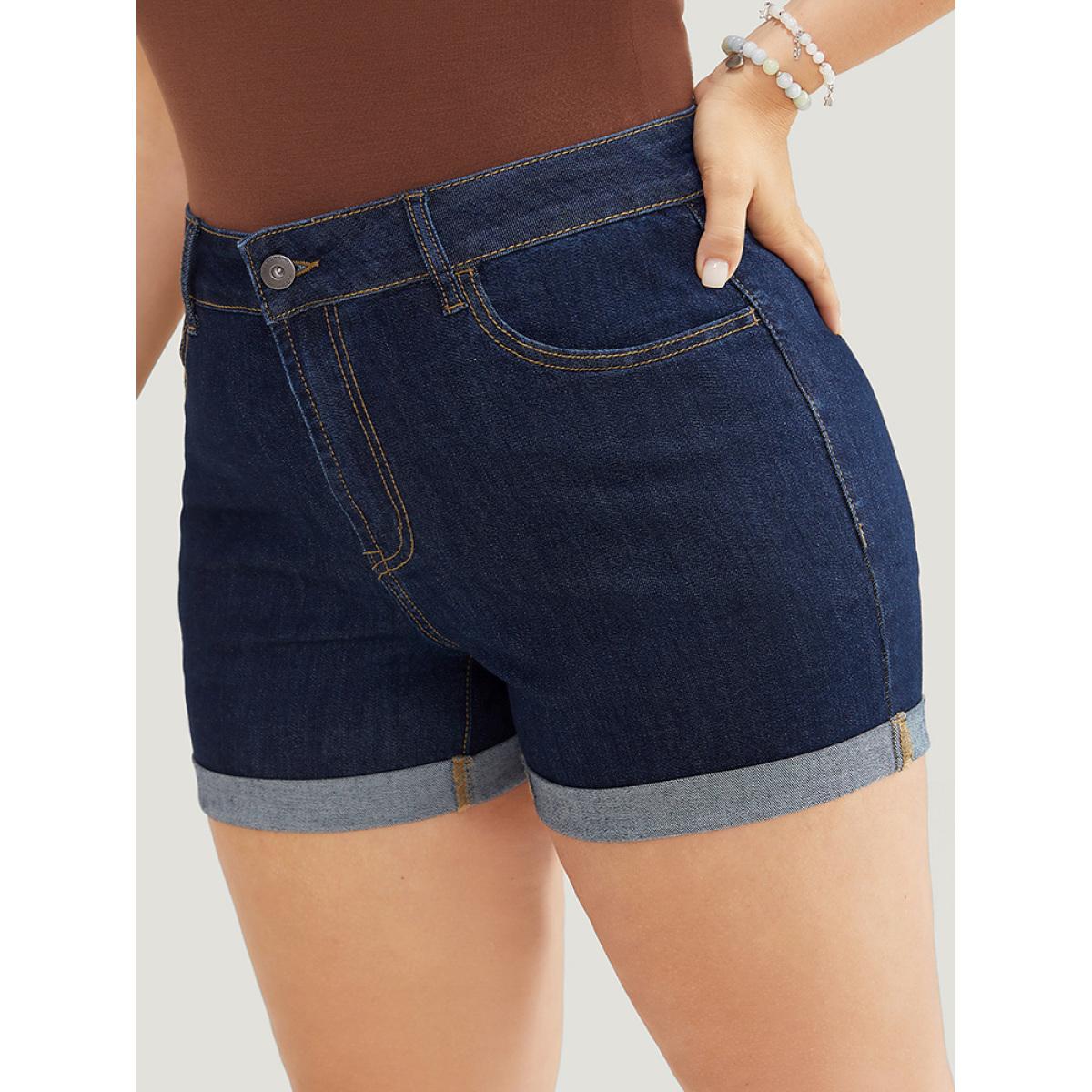 Plus Size Skinny Very Stretchy Dark Wash Cuffed Hem Denim Shorts Women DarkBlue High stretch Dailywear Pocket Casual Denim Shorts BloomChic 30/6X Product Image