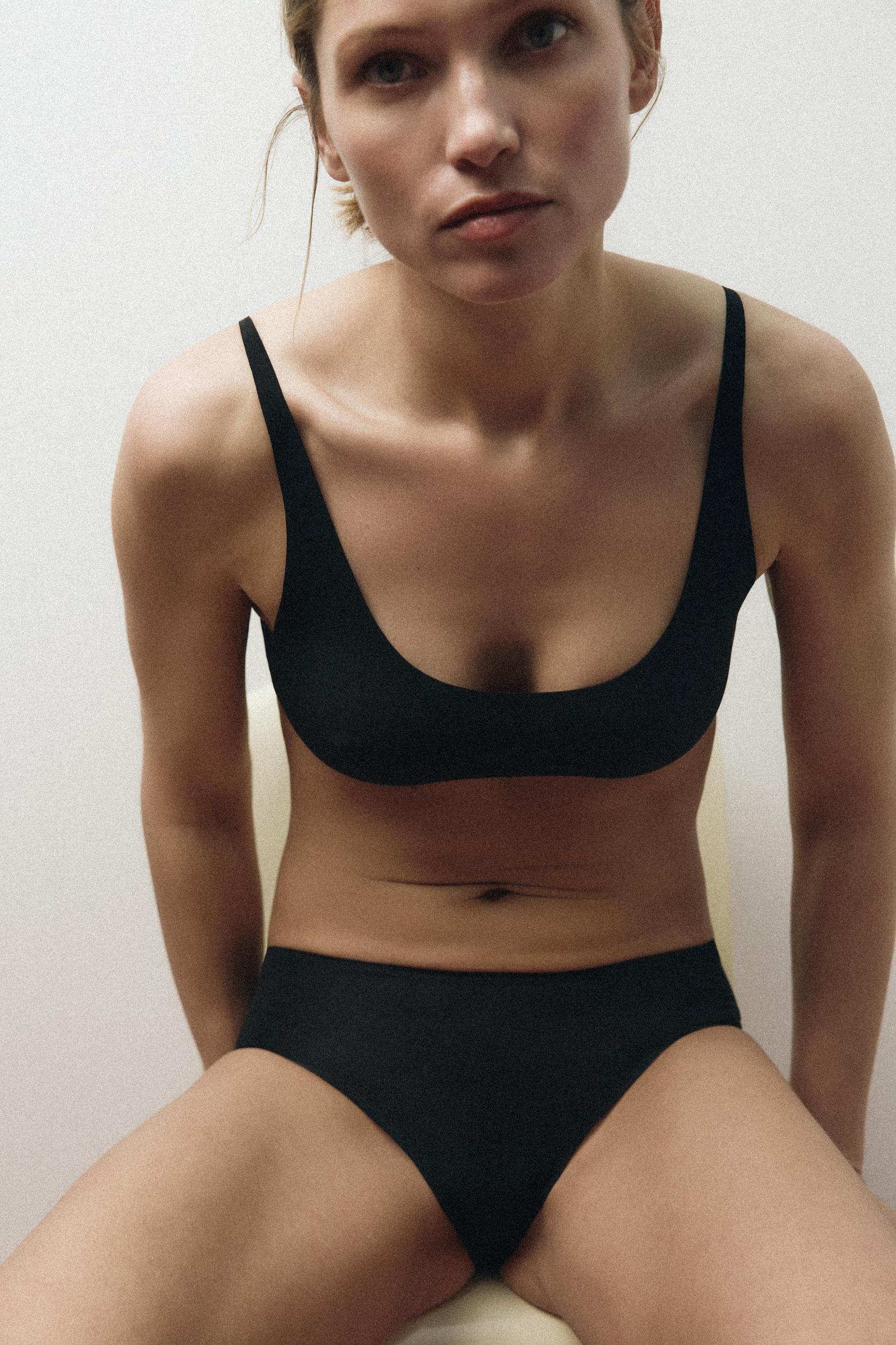 POLYAMIDE PANTIES Product Image