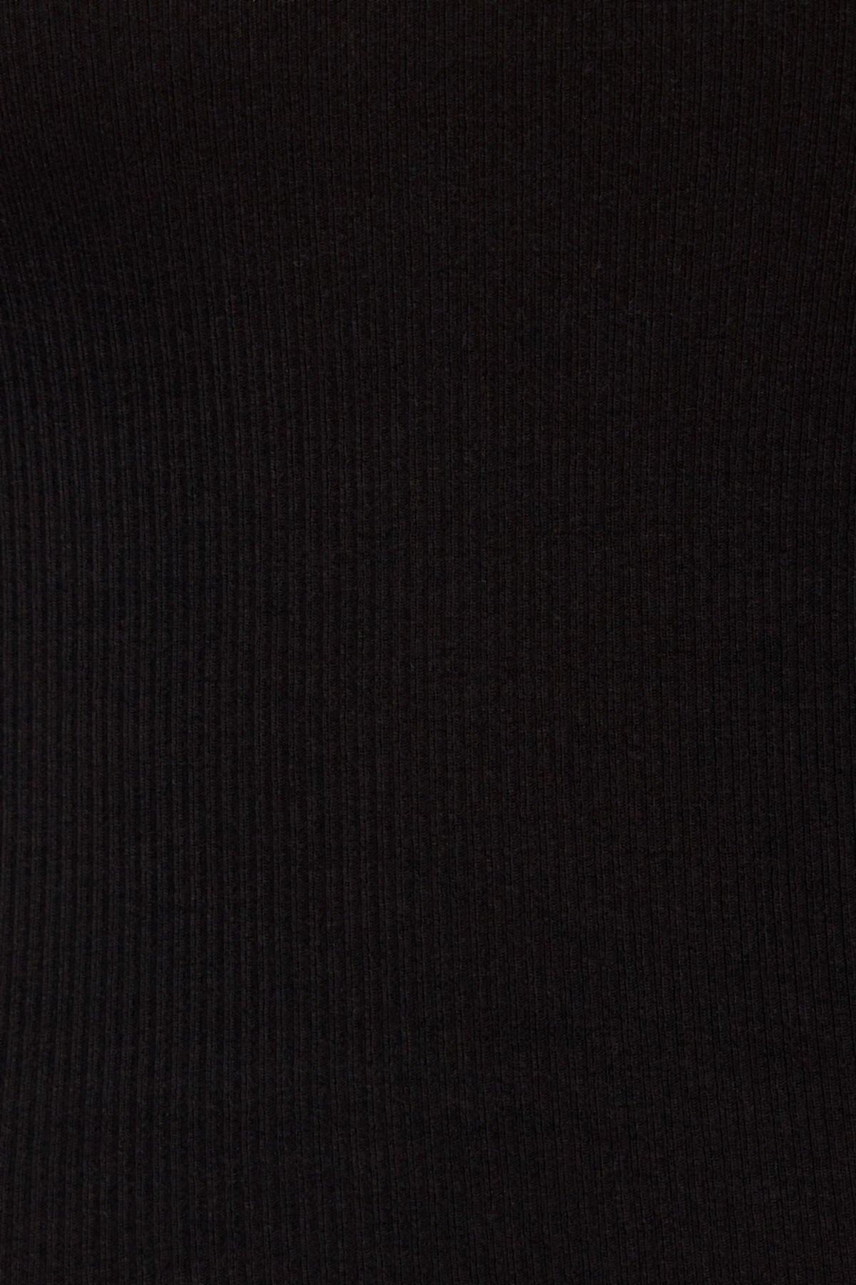 Scoop Neck Tank Top Product Image