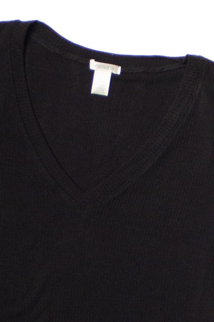 Extended Sizes Black Ribbed V Neck Crop Tee Product Image