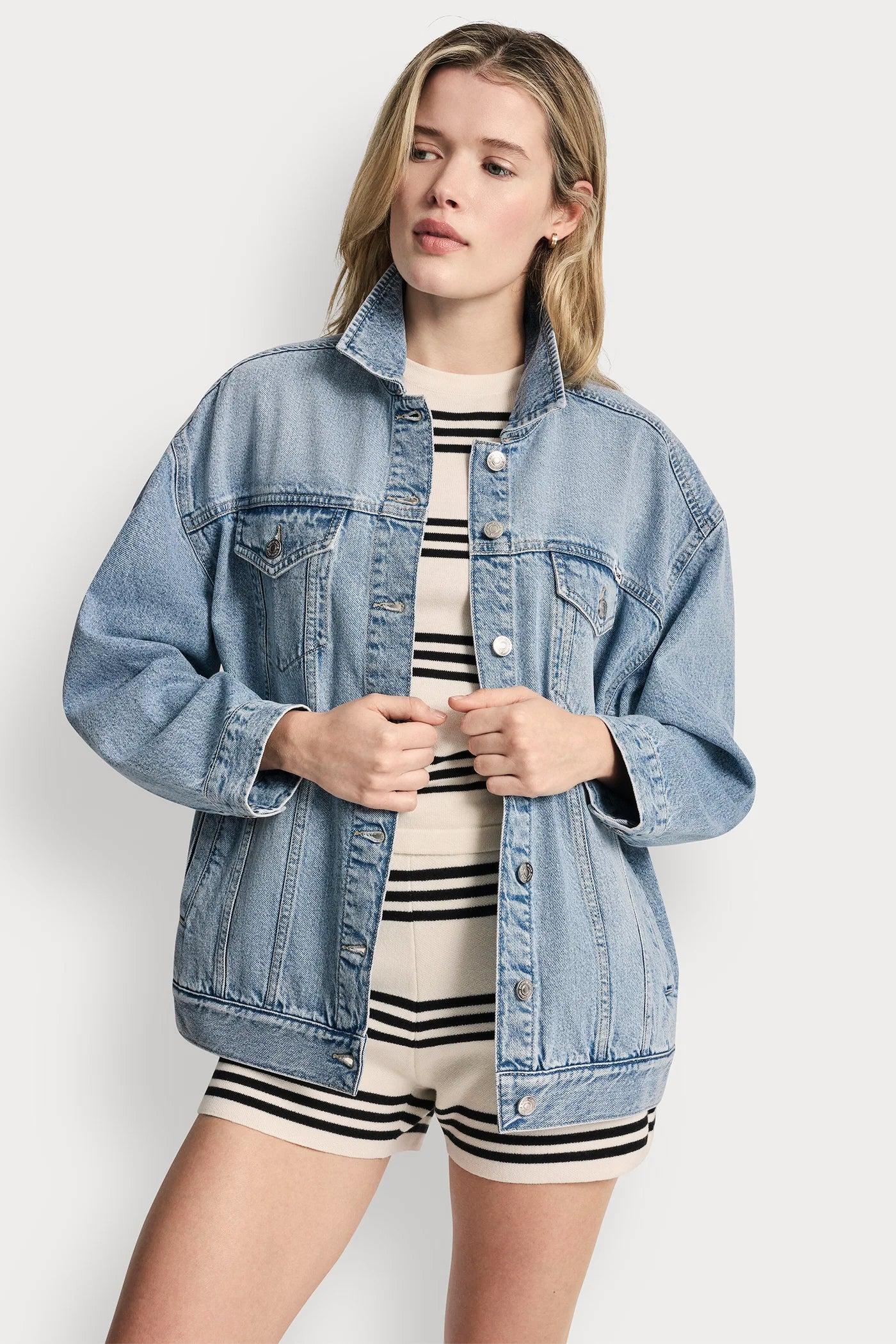 OVERSIZED TRUCKER JACKET Product Image