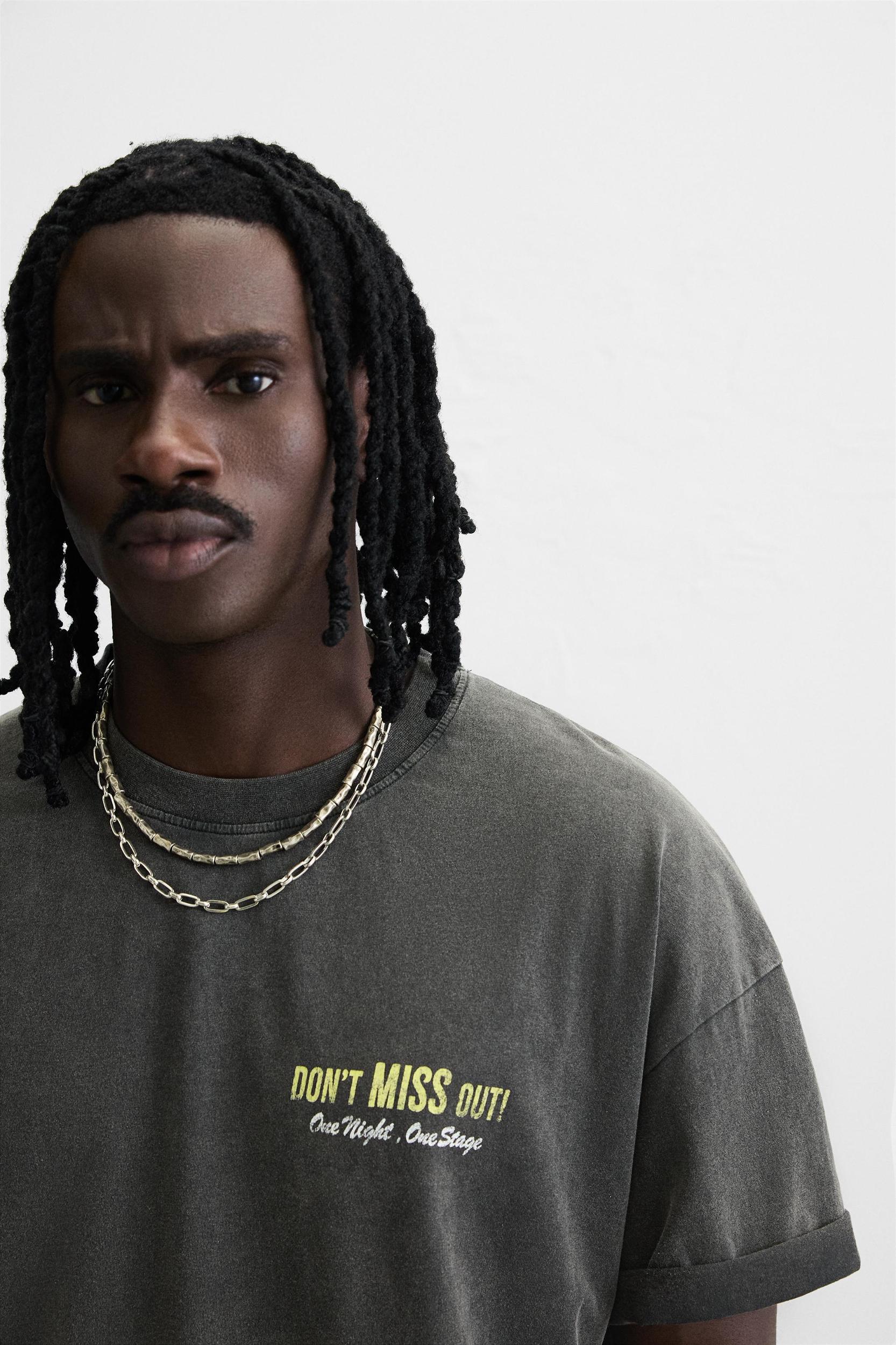 WASHED PRINT T-SHIRT Product Image