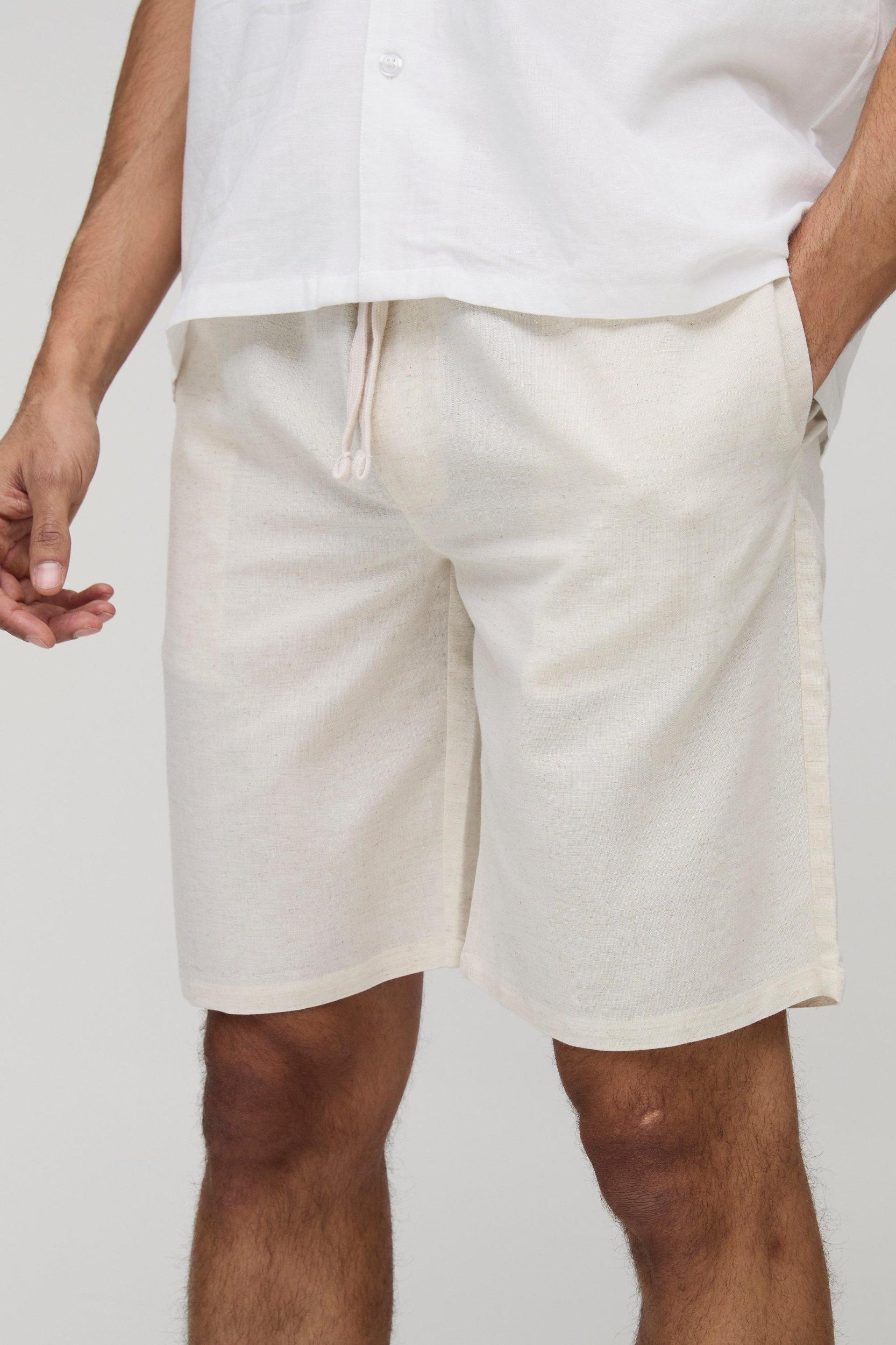 Elasticated Waist Relaxed Fit Mid Length Linen Blend Short | boohooMAN USA Product Image