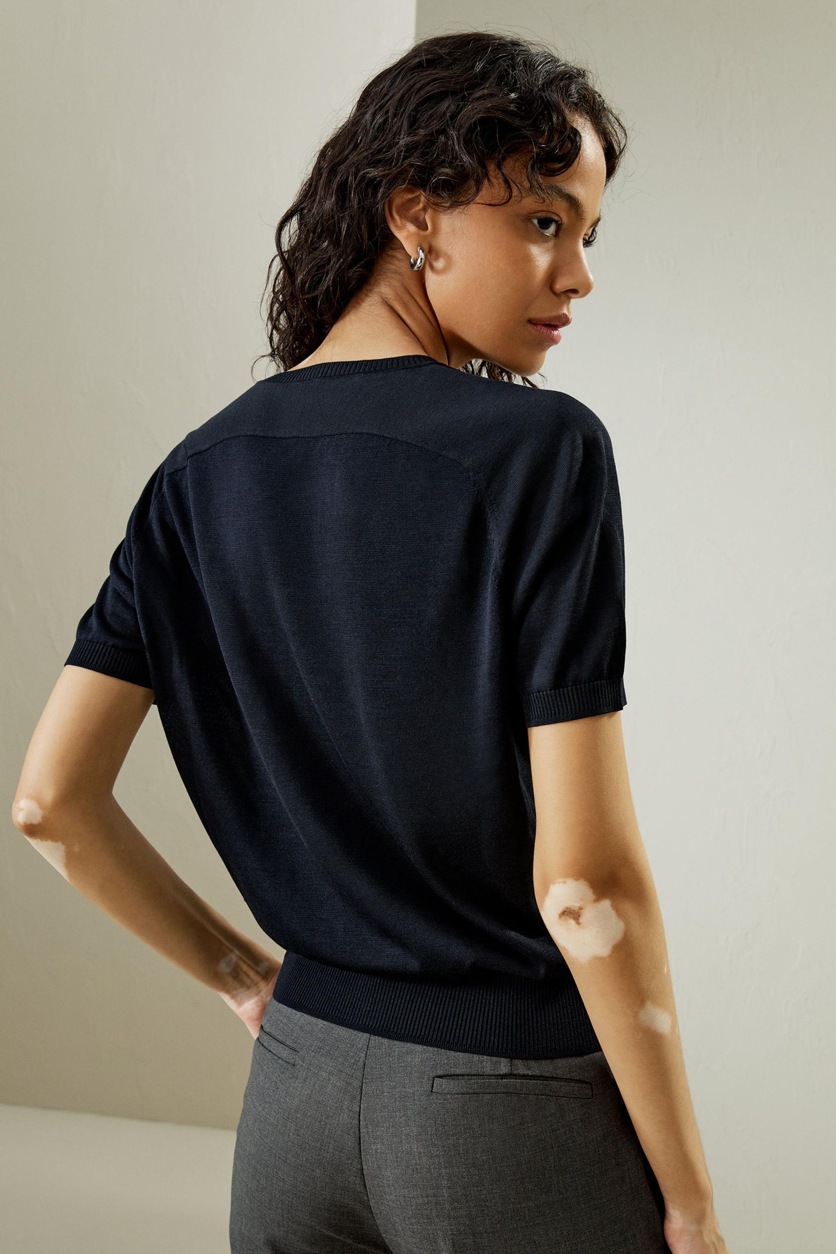 Basic Silk Crewneck T-shirt Product Image