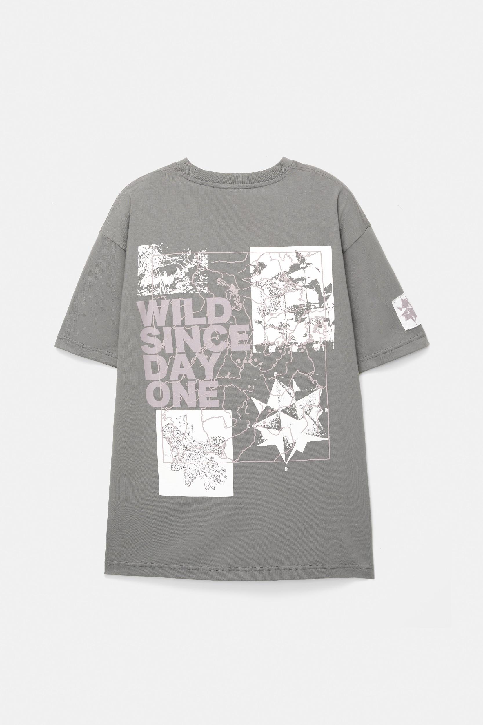 Slogan graphic T-shirt Product Image