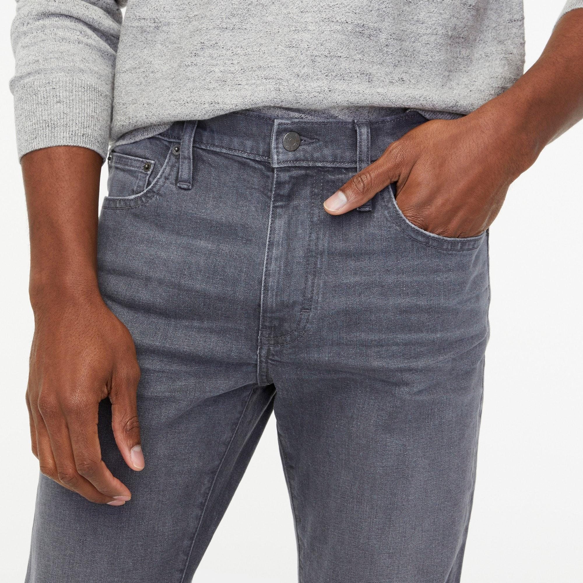 Straight-fit grey jean in signature flex Product Image