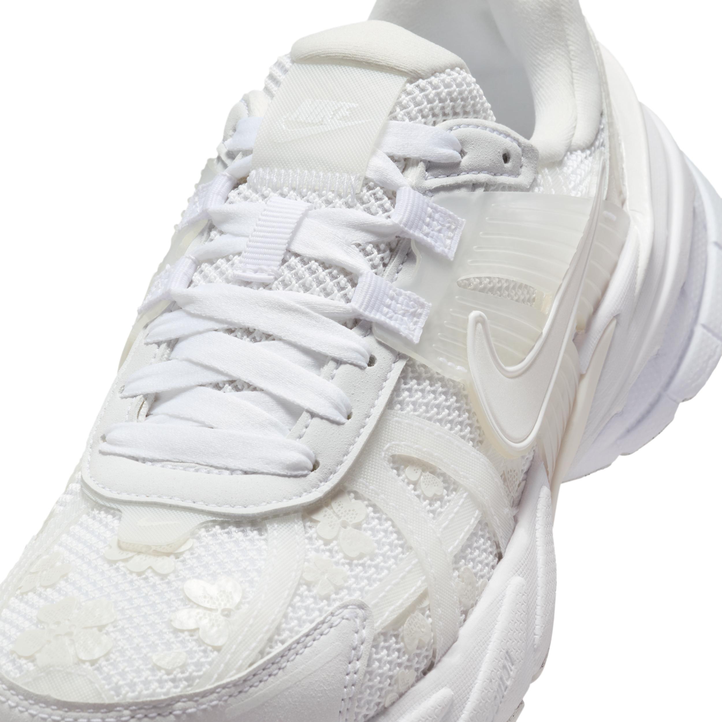 Nike Womens V2K Run Shoes | HJ5269-100 Product Image