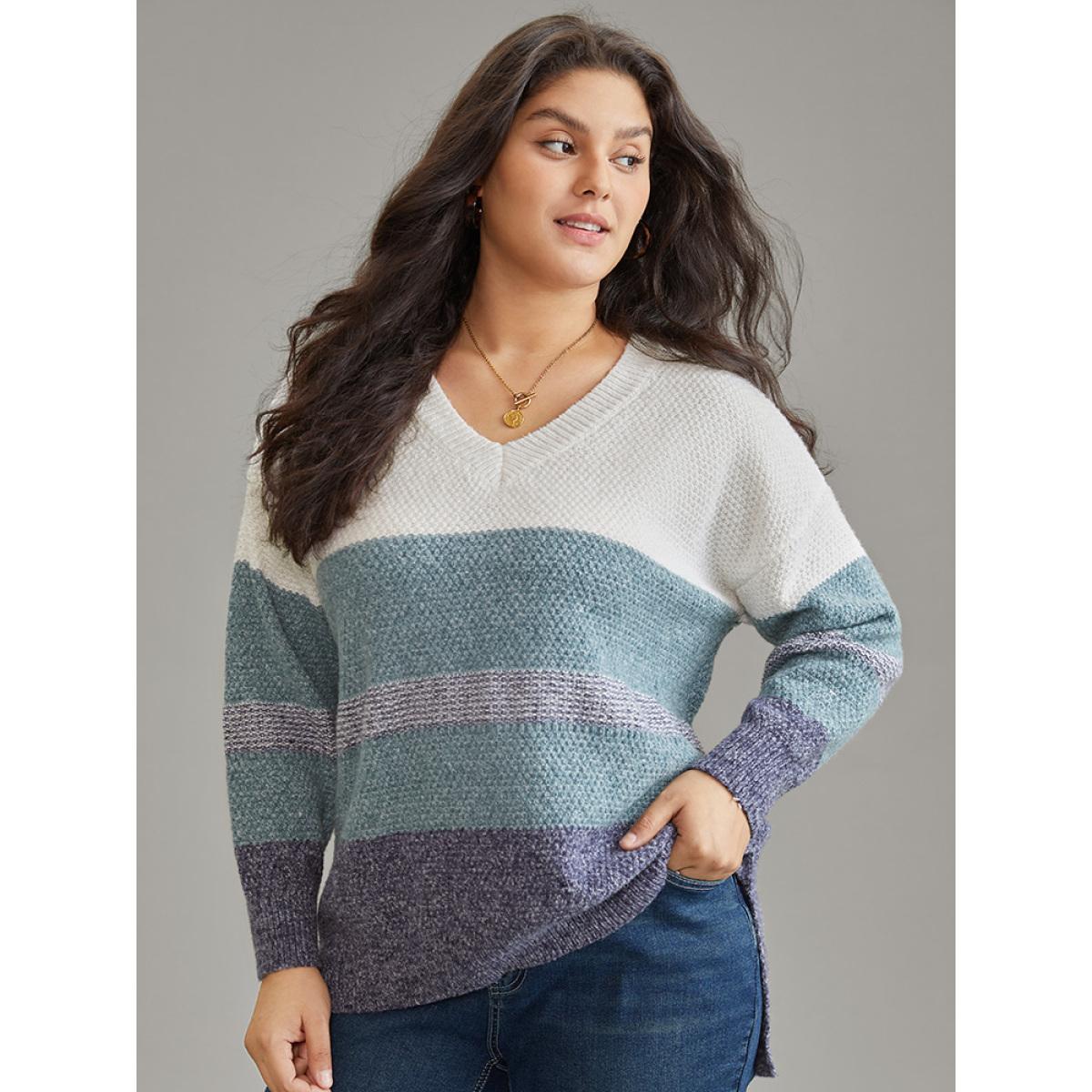 Plus Size Colorblock Heather Split Side High Low Hem Pullover Cerulean Women Casual Loose Long Sleeve V-neck Dailywear Pullovers BloomChic 22-24/3X Product Image