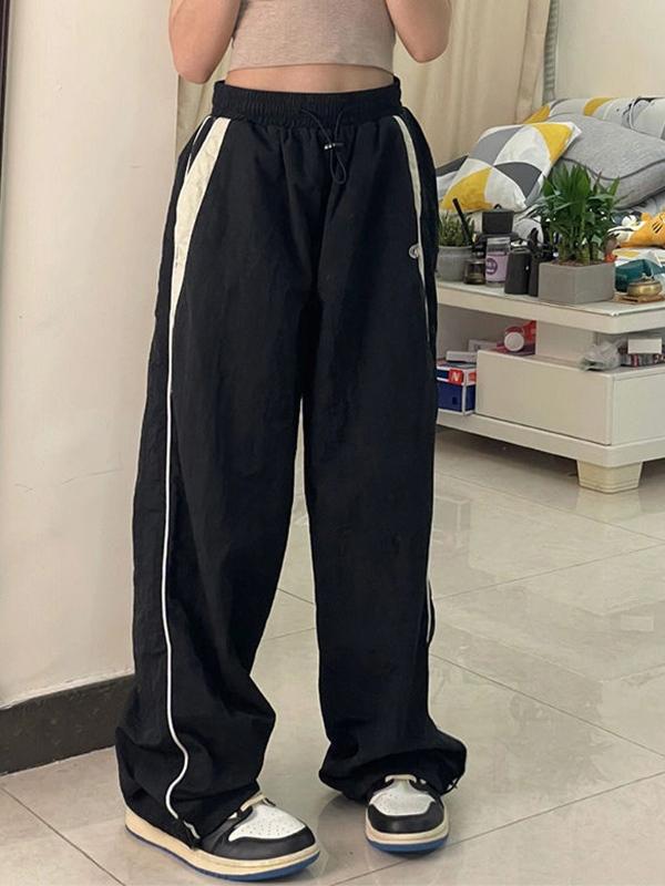 Contrast Piping Black Baggy Sweatpants Product Image