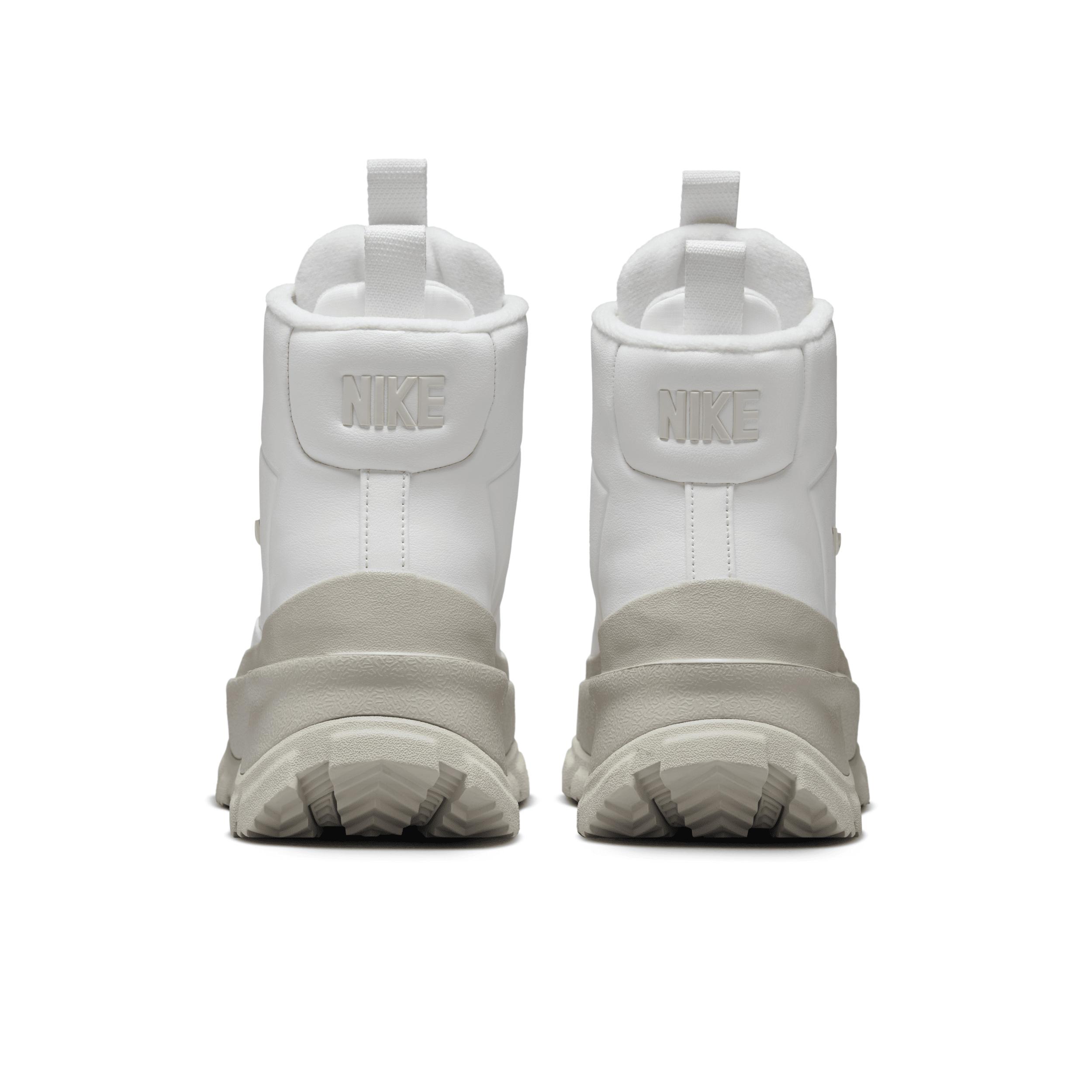 Nike Womens Blazer Roam Mid Winterized Shoes | FQ9065-100 Product Image