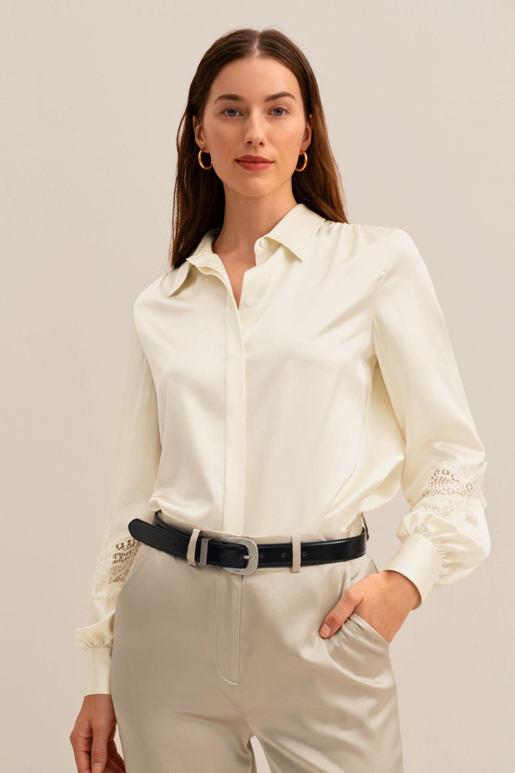 Armeria Lace Blouse Product Image