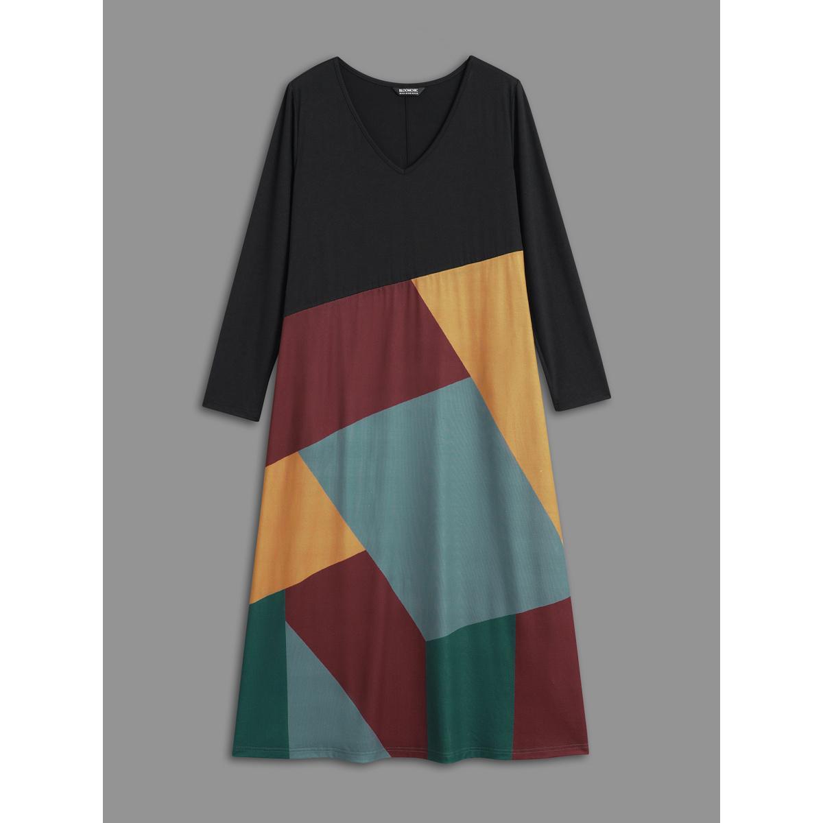 Plus Size Supersoft Essentials Colorblock Contrast Midi Dress Black Women Casual Contrast V-neck Long Sleeve Curvy BloomChic 10/M Product Image