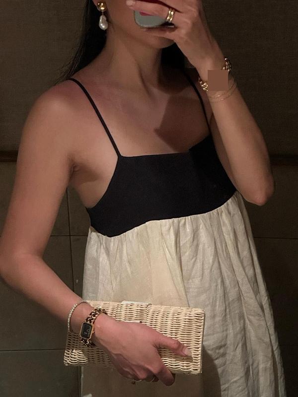 A-Line Loose Contrast Color Pleated Split-Joint Spaghetti-Neck Maxi Dresses Product Image