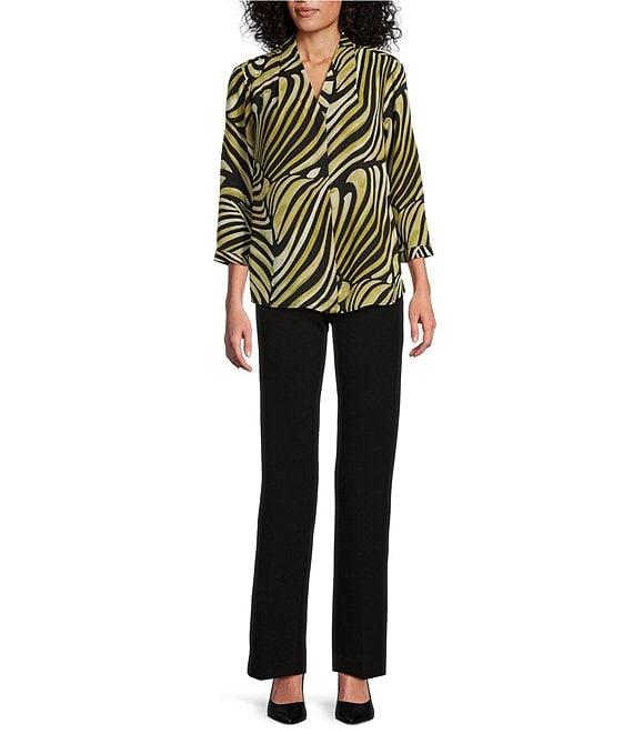 Investments Caroline Signature Green Zebra V-Neck 3/4 Sleeve Button Front Top Product Image