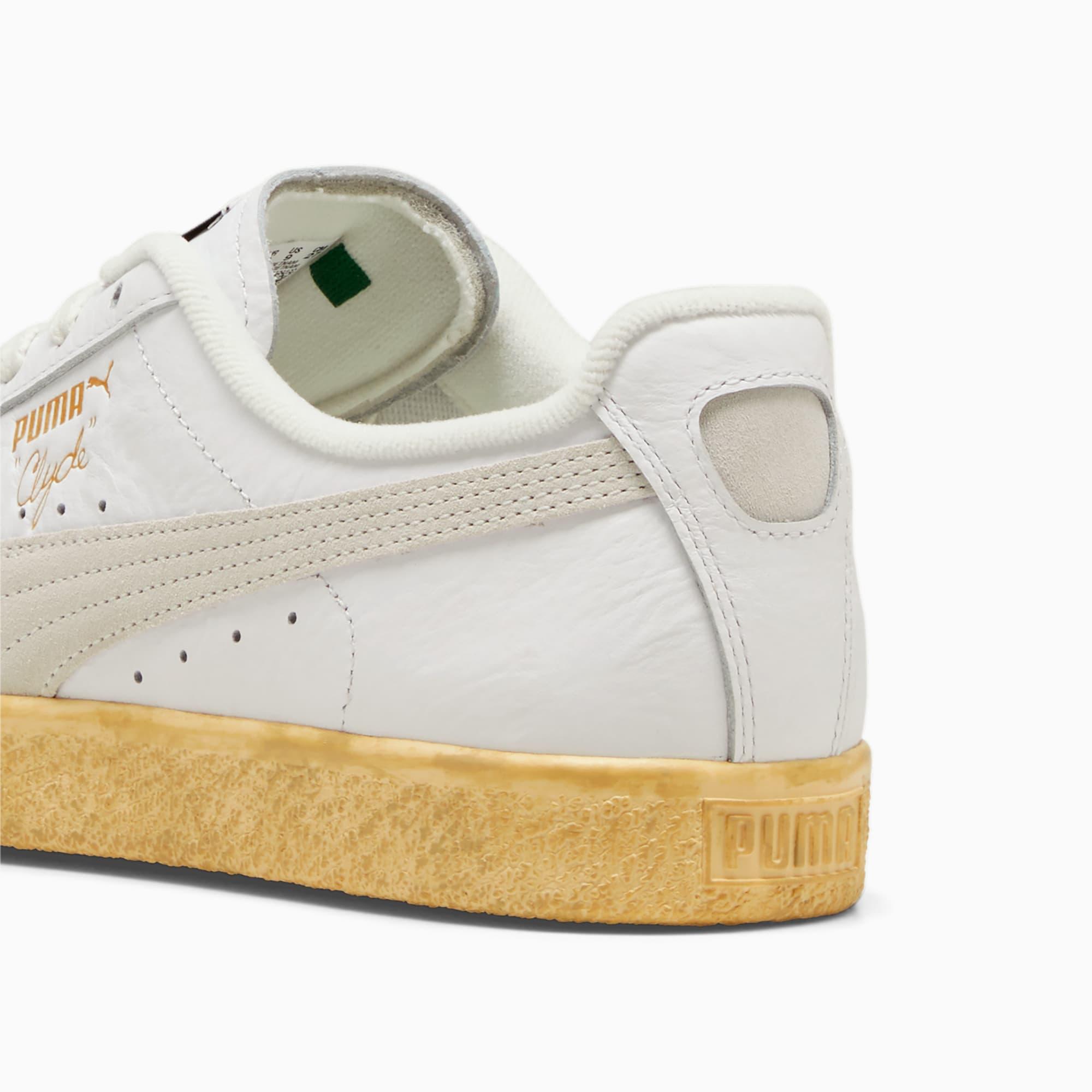 Clyde Vintage Sneakers Product Image