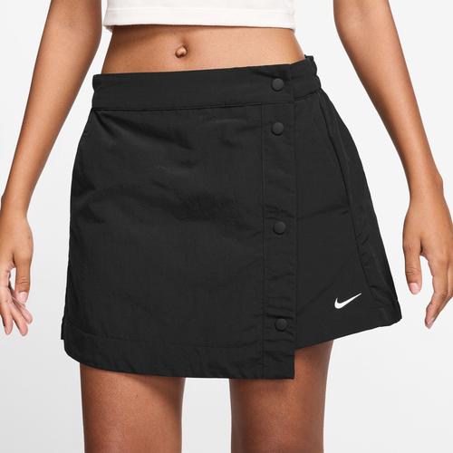Womens Nike Sportswear Essential Woven Skort | HM6979-010 Product Image