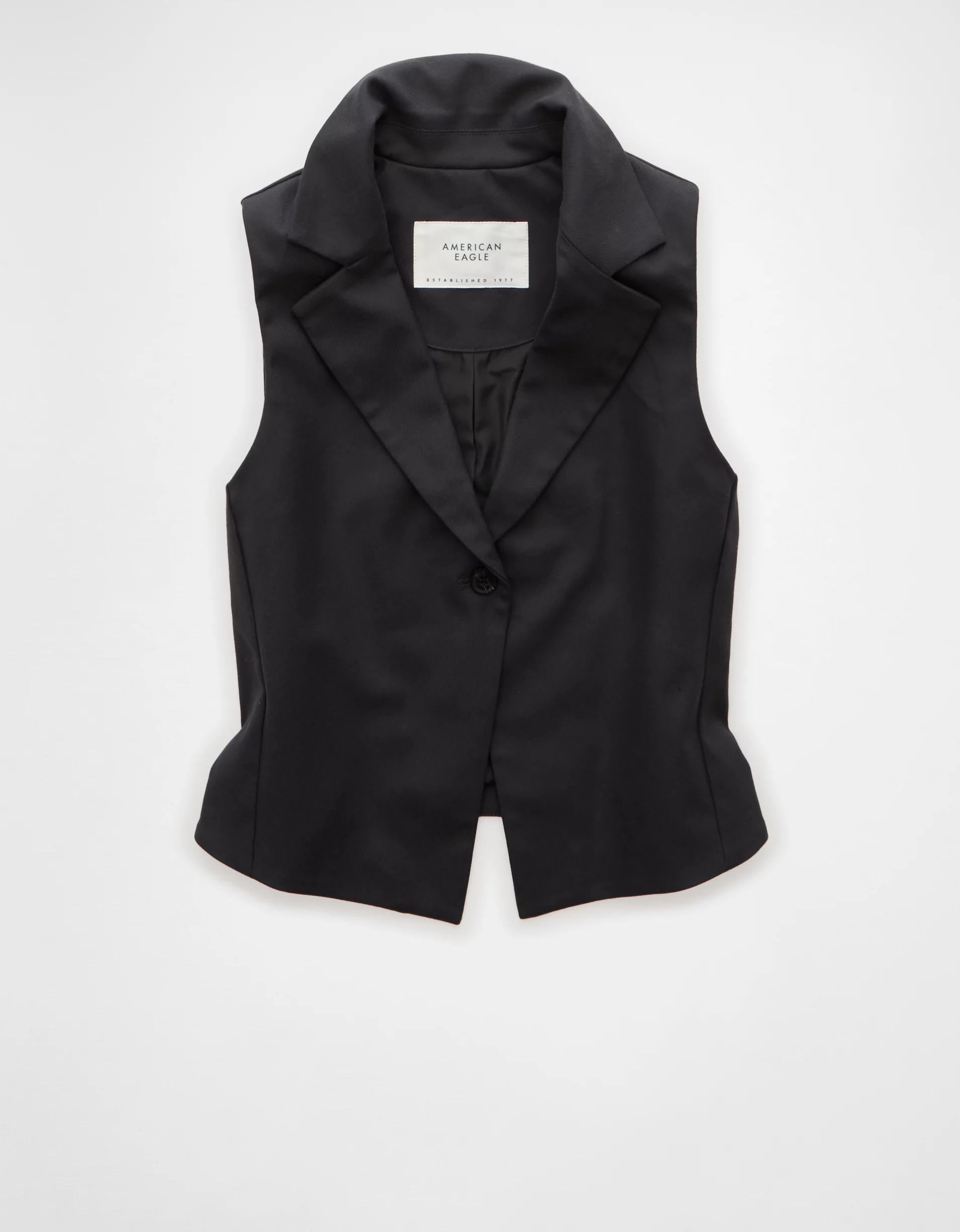 AE Lapel Vest Product Image