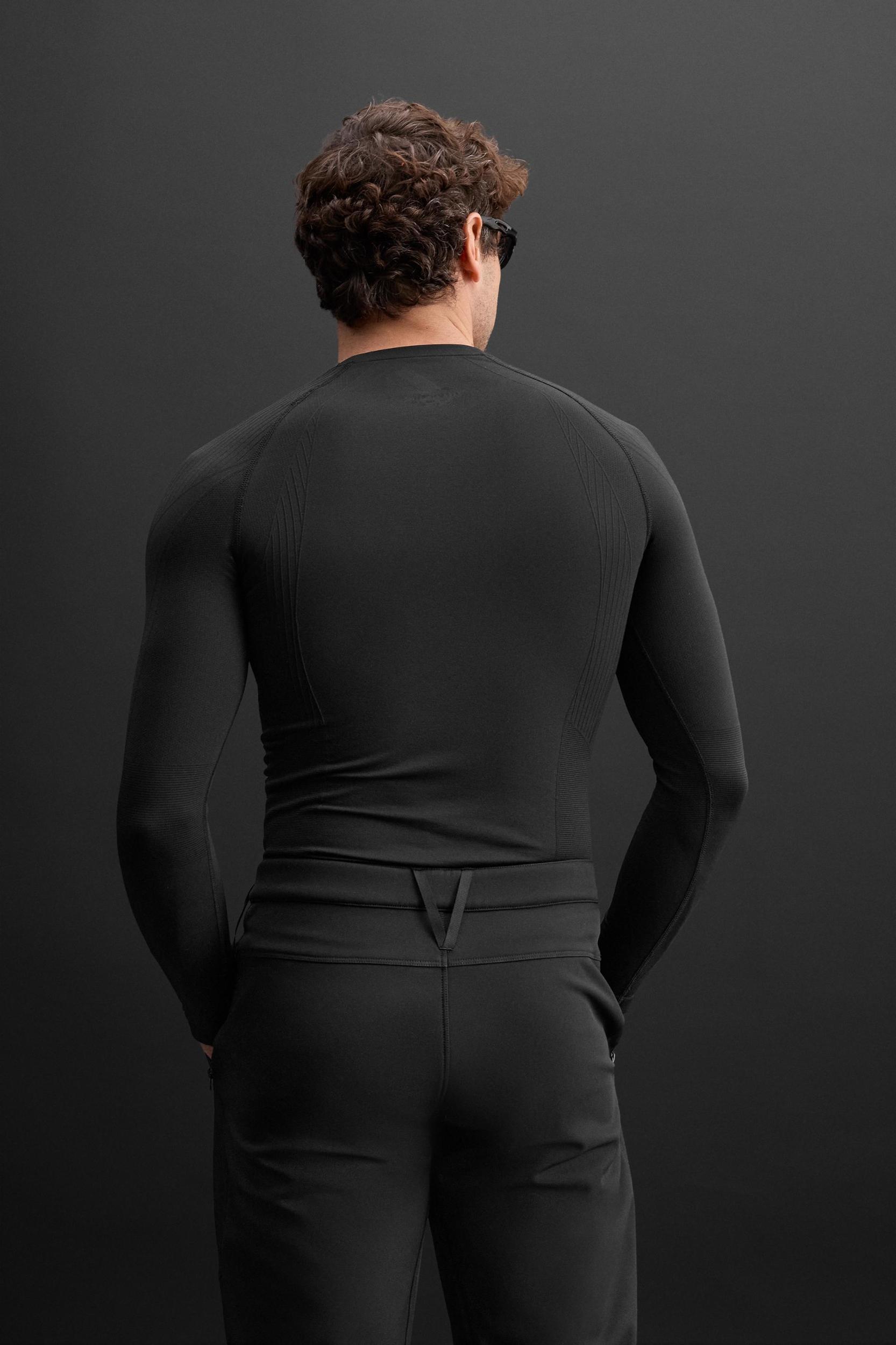 COMPRESSION BASE LAYER T-SHIRT Product Image