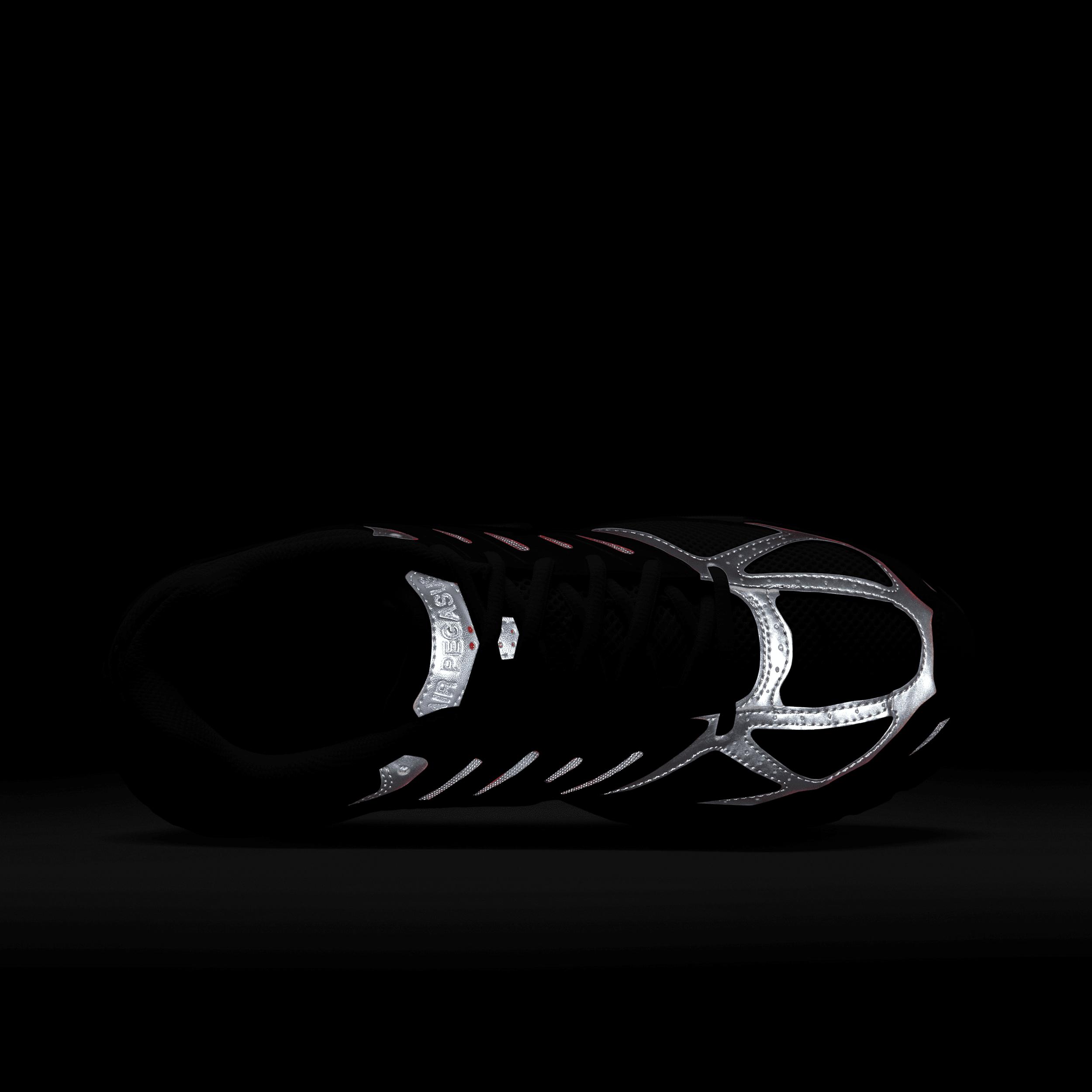 Nike Men's Air Pegasus 2005 Shoes Product Image