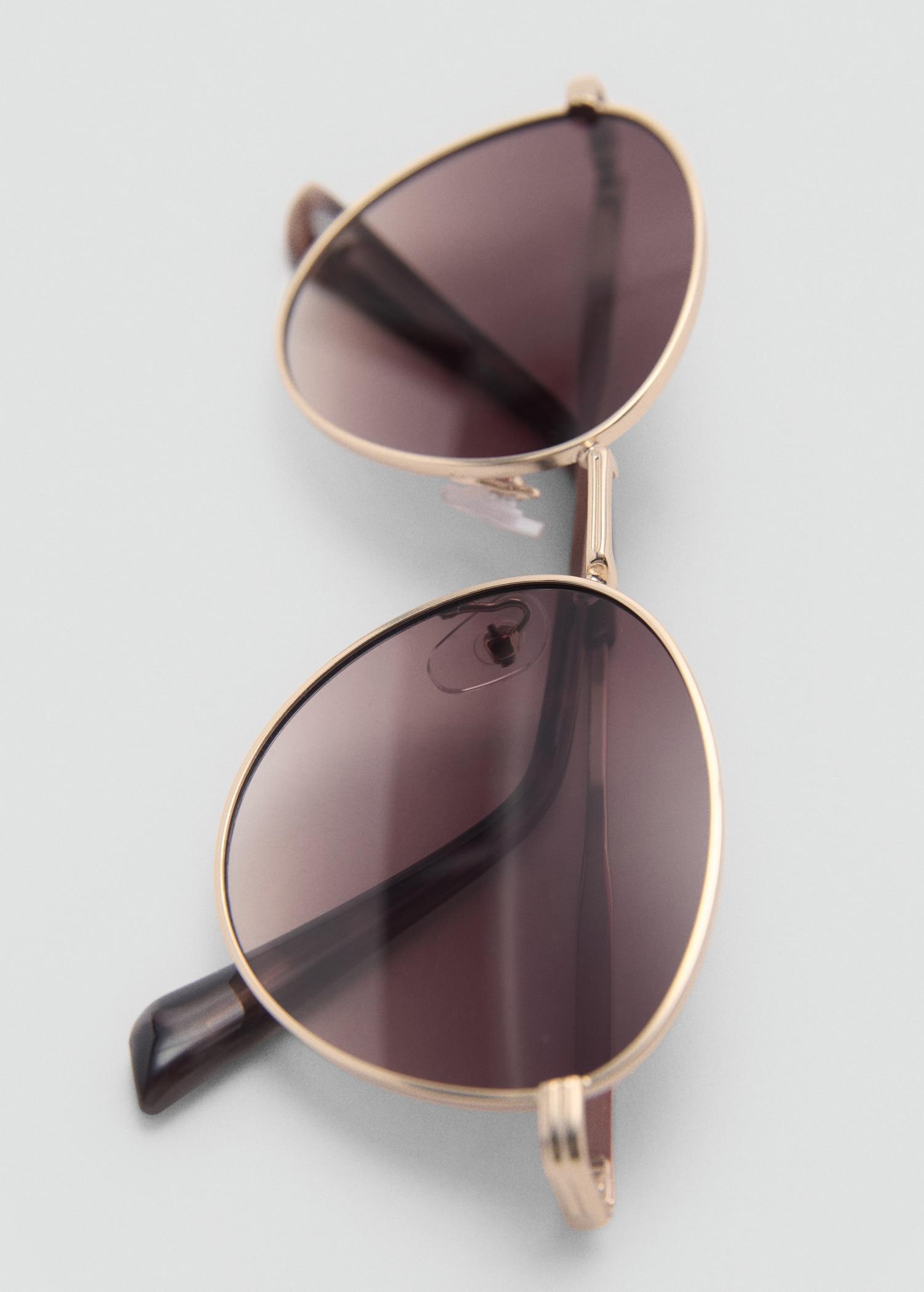 Metallic frame sunglasses - Women | MANGO USA Product Image