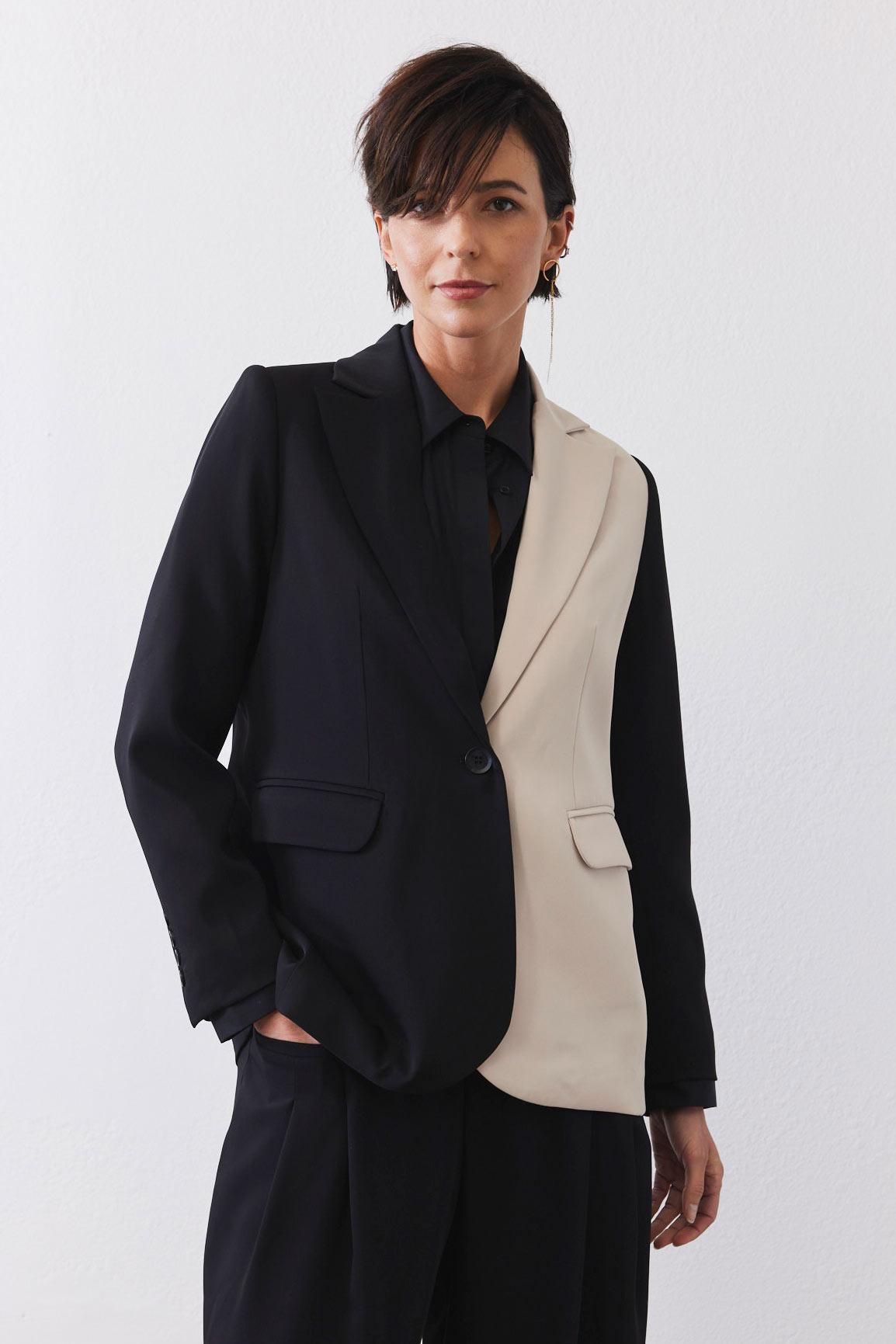 The Classic Colorblock Blazer That Upgrades You Product Image