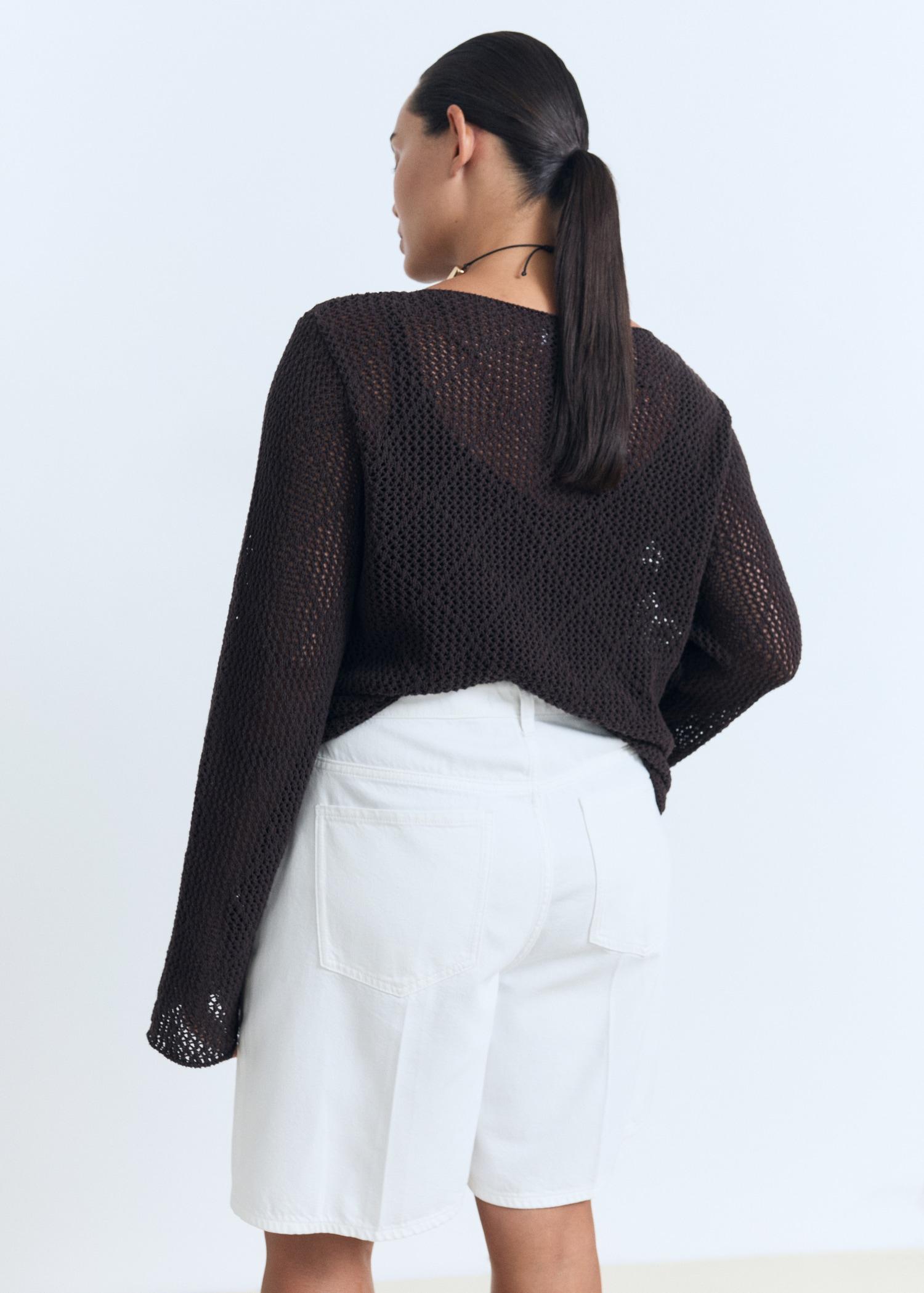 High-waist straight-fit denim shorts - Women | MANGO USA Product Image