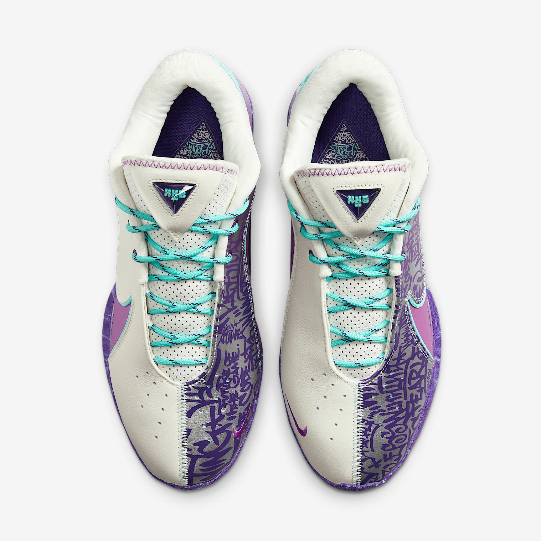 Nike Men's LeBron XXII âMogulâ Basketball Shoes Product Image