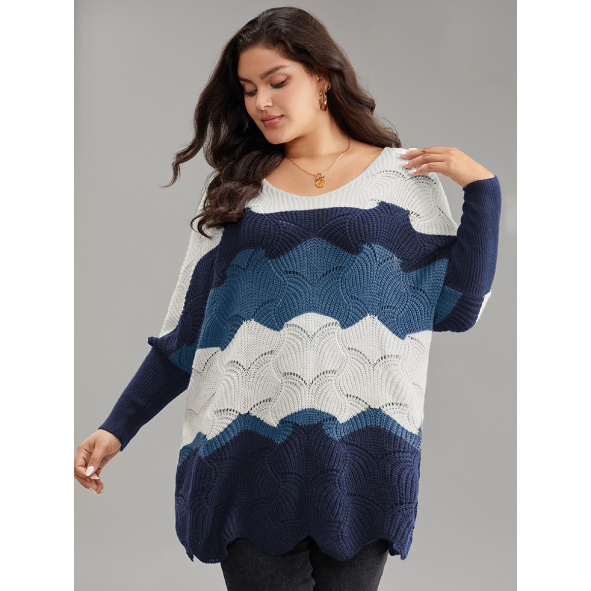 Plus Size Contrast Cut Out Batwing Sleeve Pullover Midnight Women Casual Loose Long Sleeve V-neck Everyday Pullovers BloomChic 18-20/2X Product Image