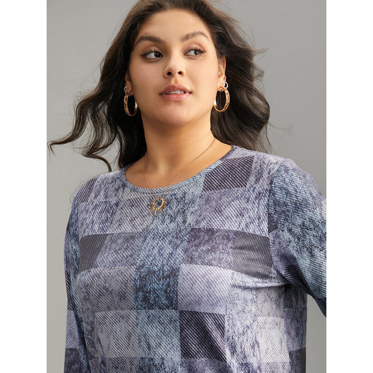 Plus Size Colorblock Contrast Plaid Round Neck T-shirt Aegean Women Casual Contrast Plaid Round Neck Dailywear T-shirts BloomChic 22-24/3X Product Image