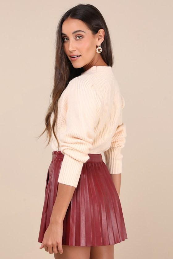 Chic Edge Burgundy Vegan Leather Pleated High-Rise Mini Skirt Product Image