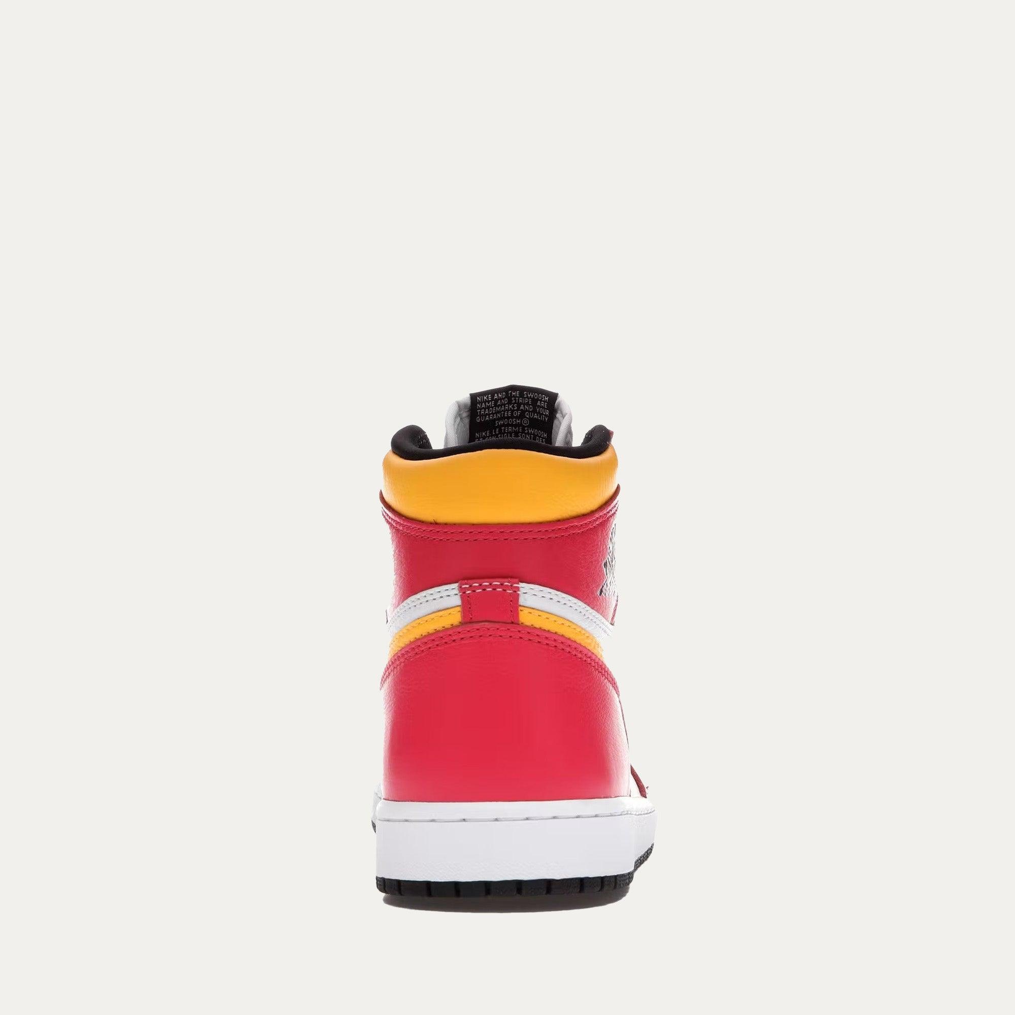 Air Jordan Retro 1 High OG "Light Fusion Red" Male Product Image